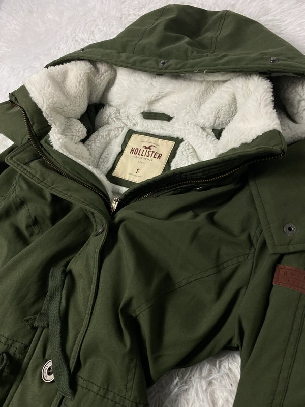 Vintage Hollister Jacket (S) No Fur