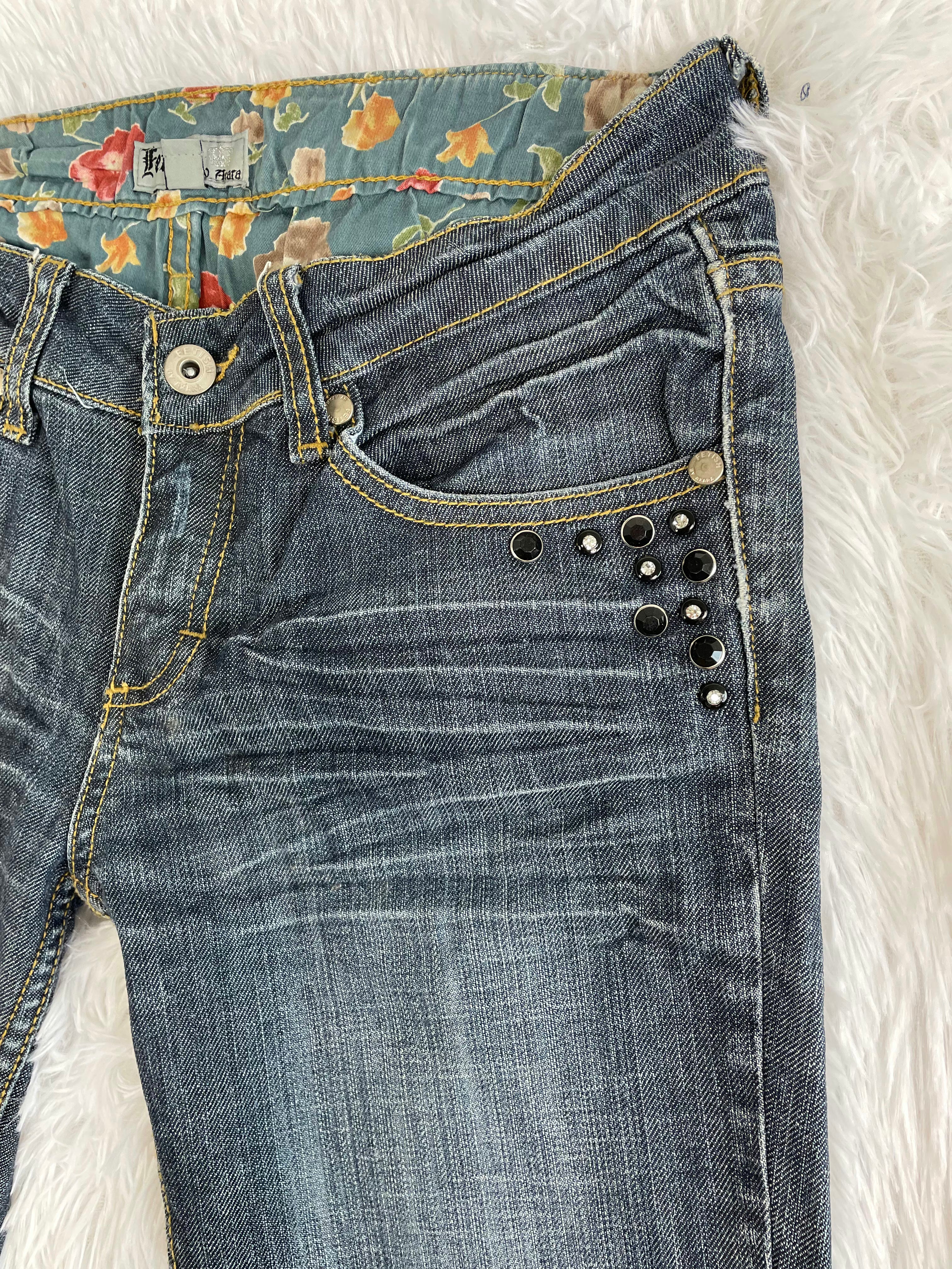Fetish Bo Axara Vintage low waist flared jeans (Größe S)