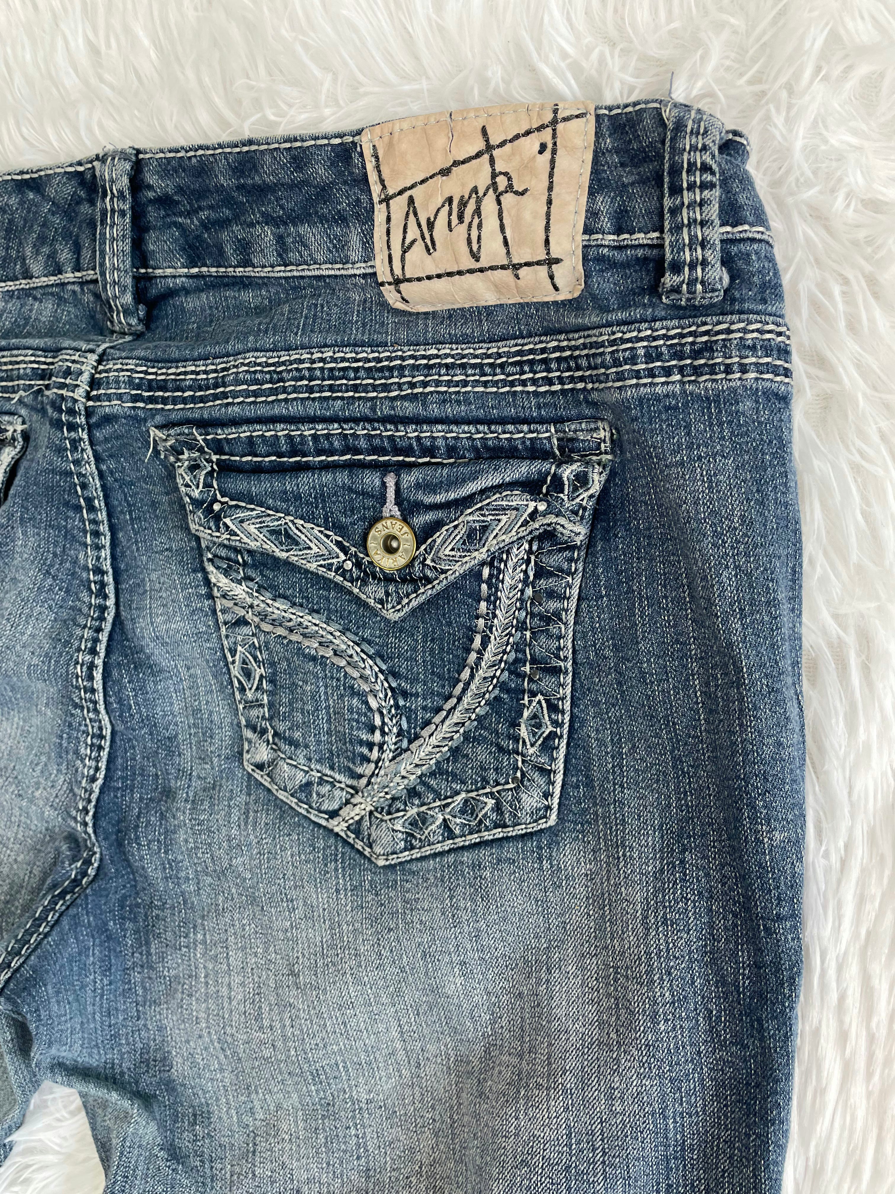 Ariya Jeans Vintage low waist flared jeans (Größe L)