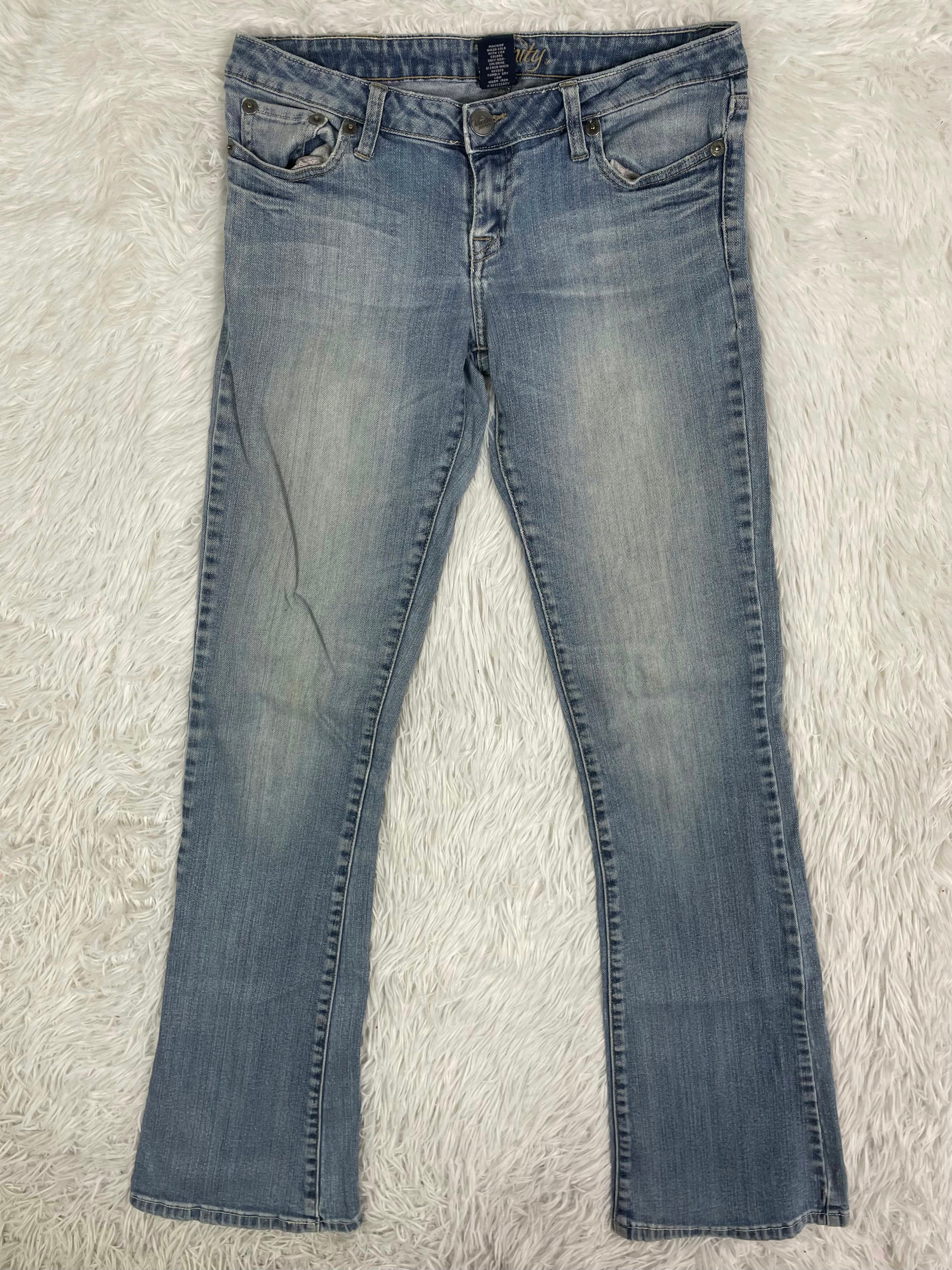 Vanity Vintage low waist flared jeans (Größe M)
