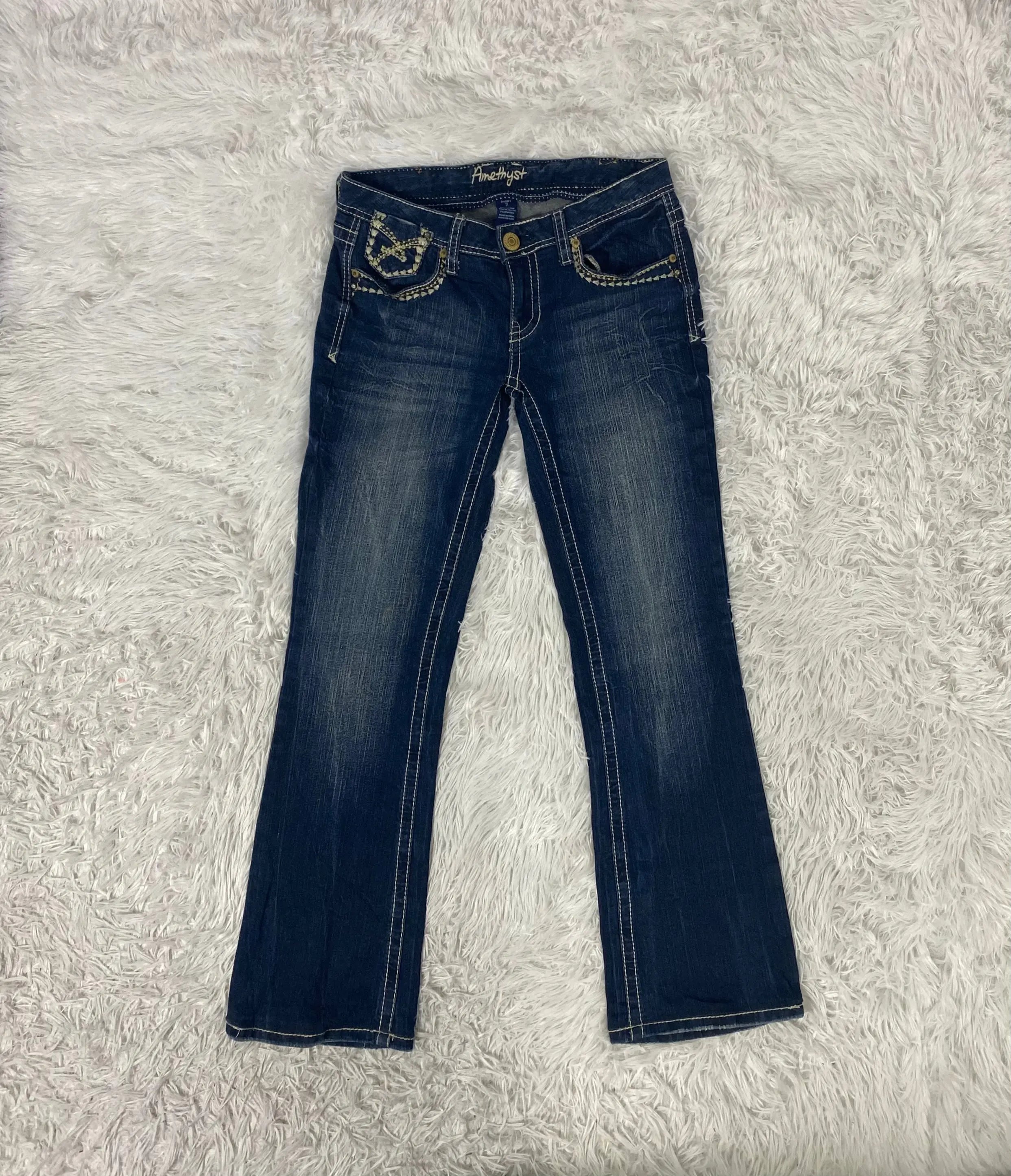 Embroidered Y2K Flared Denim Jeans (S) yv.vintage