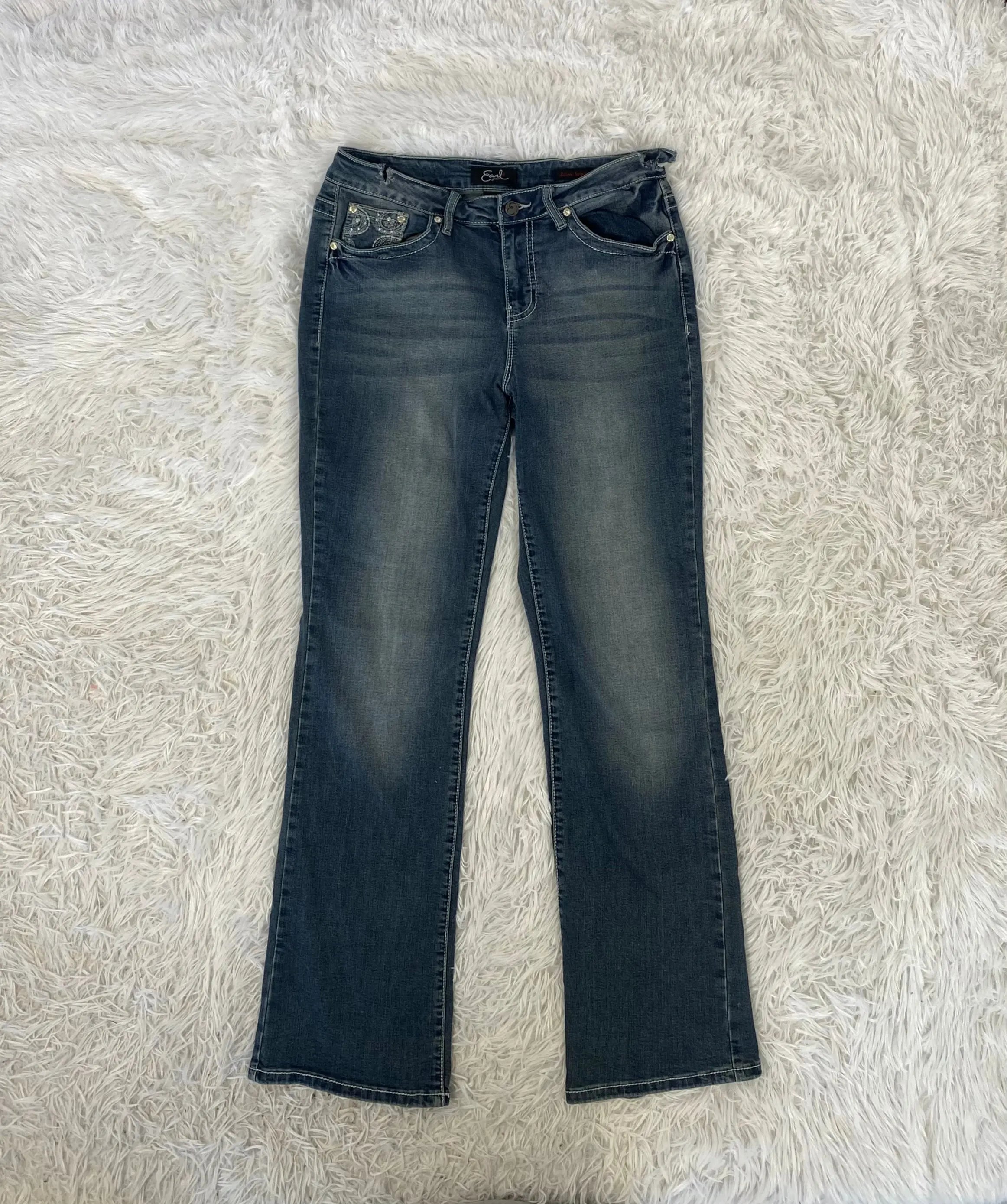 Embroidered Y2K Flared Denim Jeans (S) yv.vintage