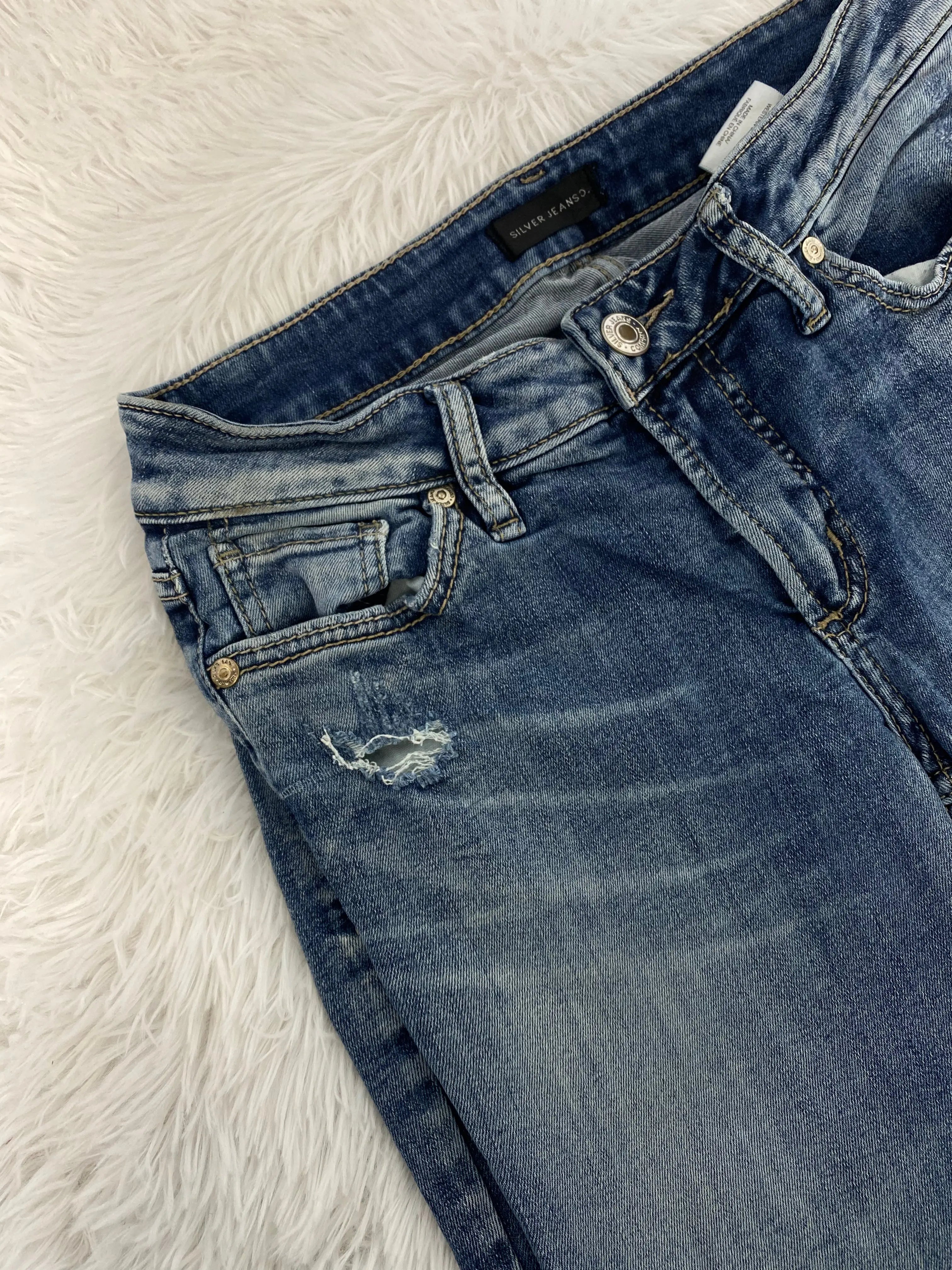 Embroidered Y2K Flared Denim Jeans (S) yv.vintage