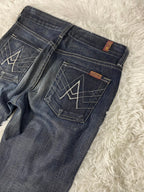 Embroidered Y2K Flared Denim Jeans (S) yv.vintage
