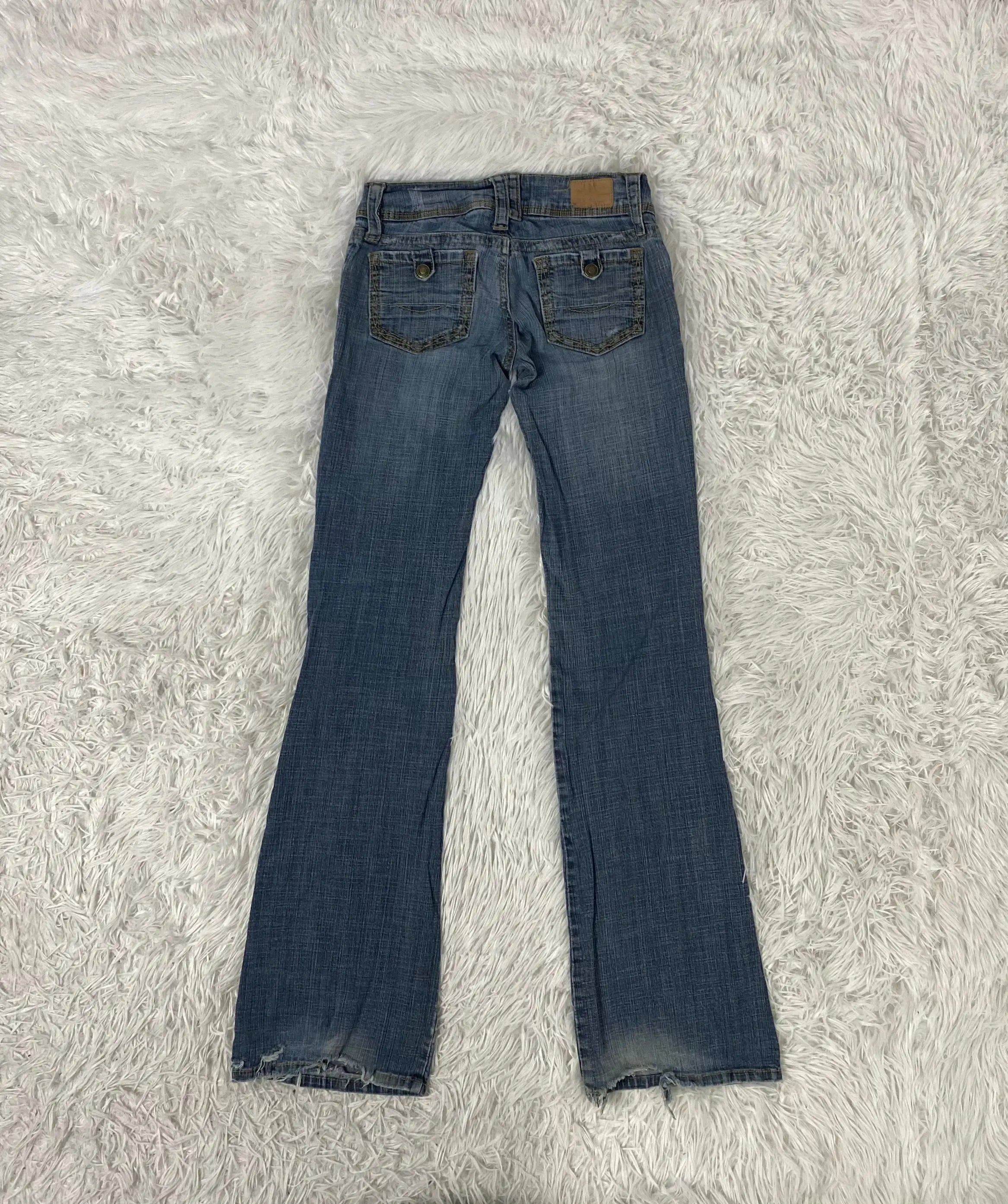 Embroidered Y2K Flared Denim Jeans (XS) yv.vintage