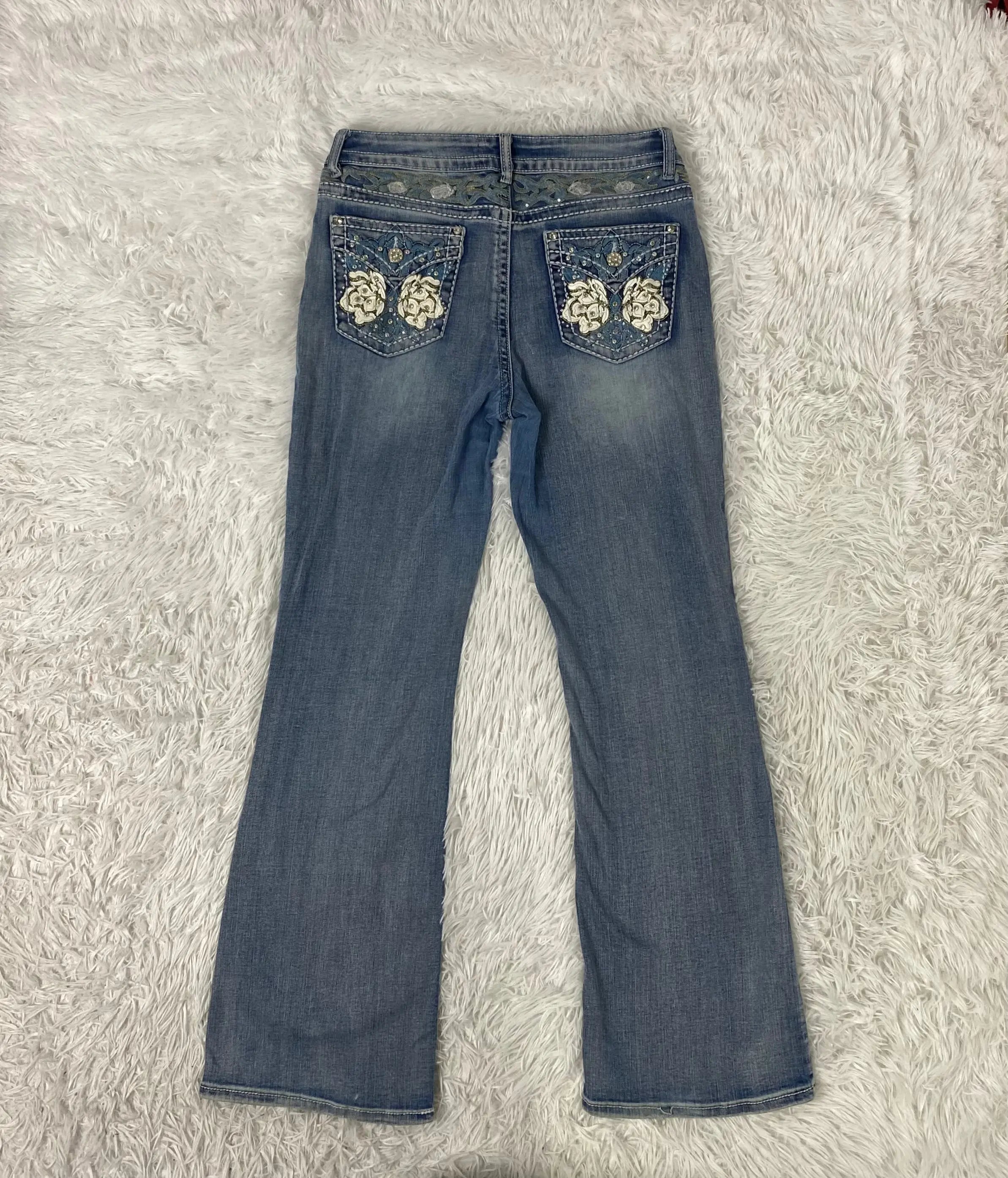 Embroidered Y2K Flared Denim Jeans (M) yv.vintage
