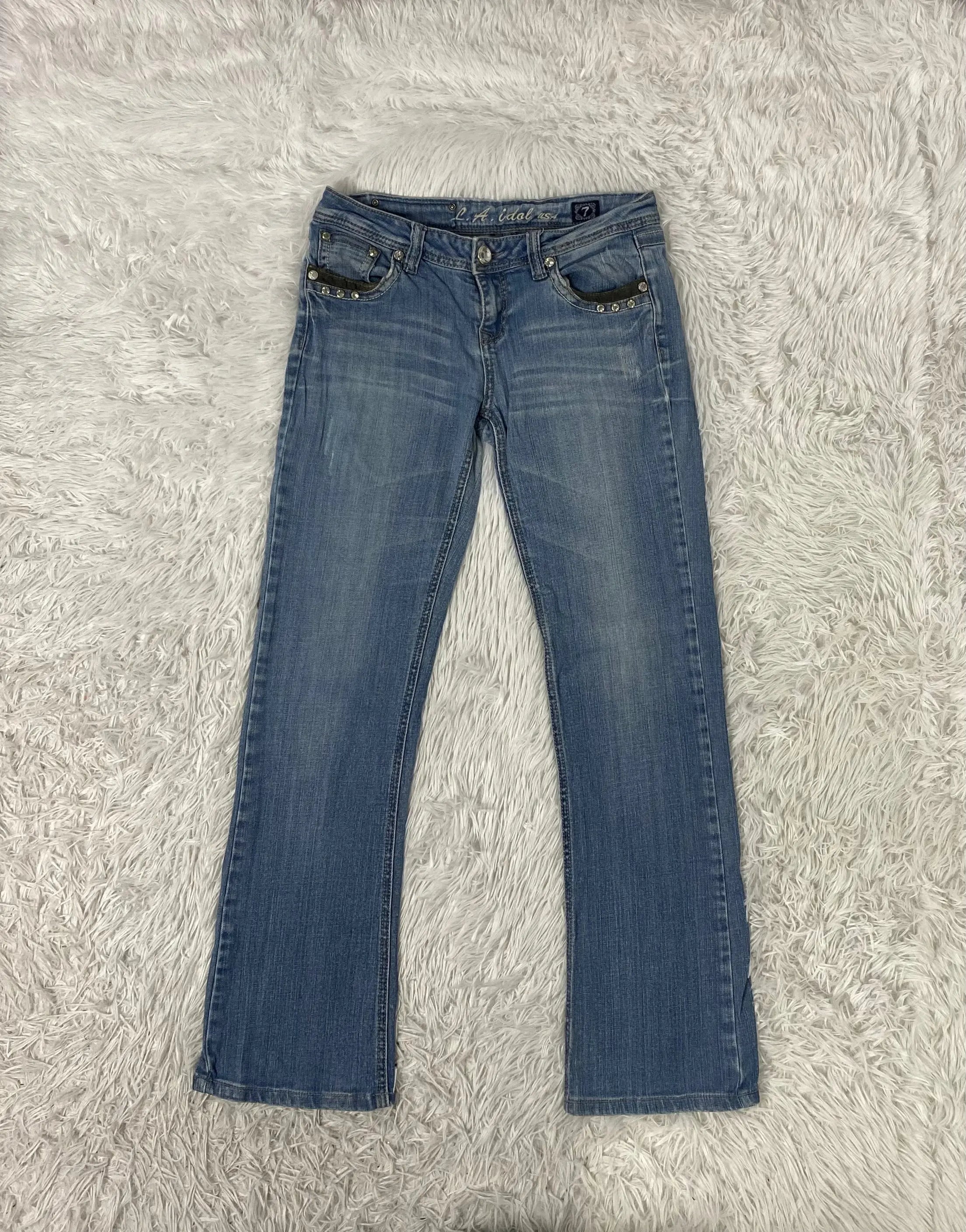 Embroidered Y2K Flared Denim Jeans (M) yv.vintage