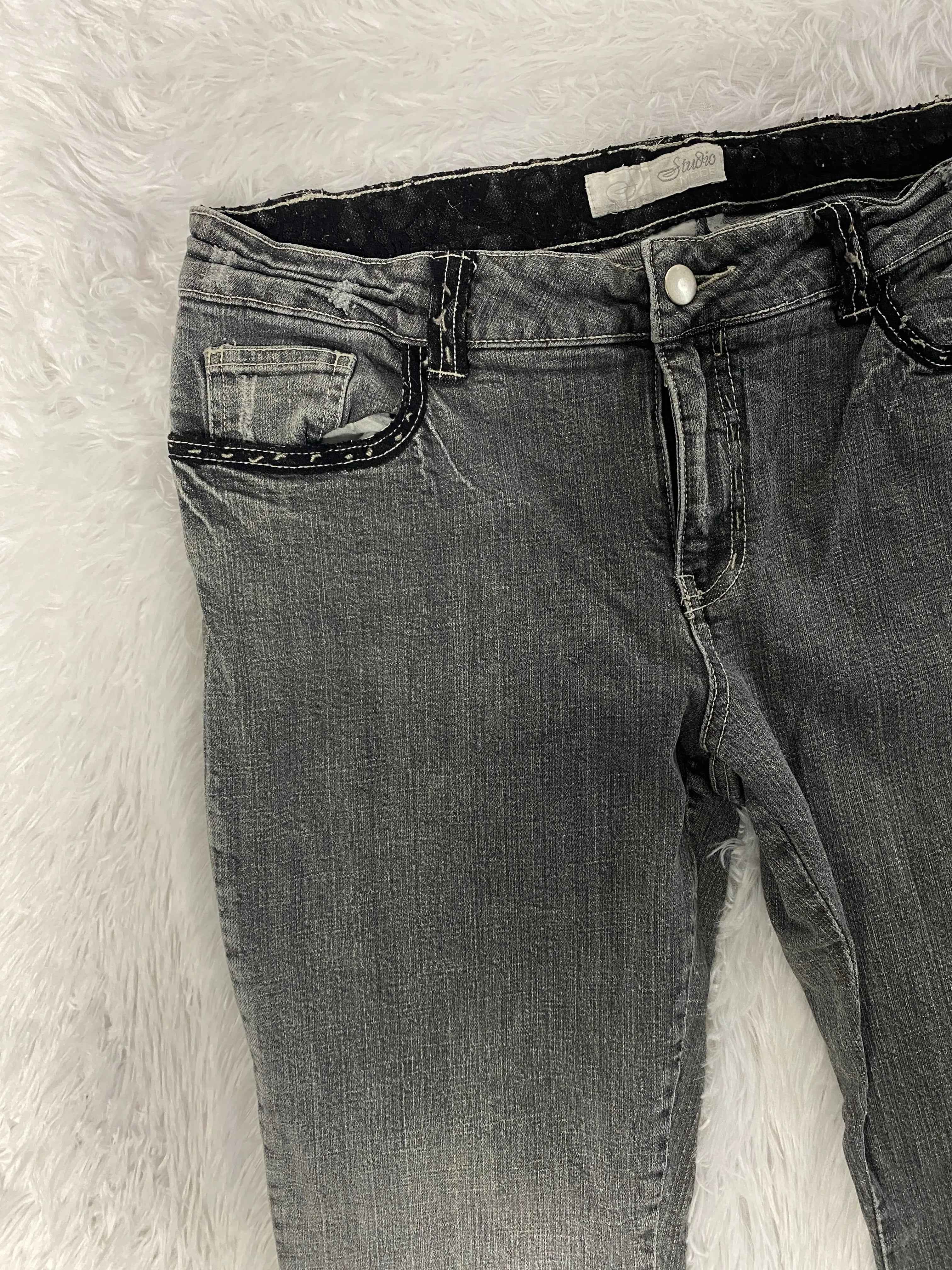 Embroidered Y2K Flared Denim Jeans (Grösse-M)
