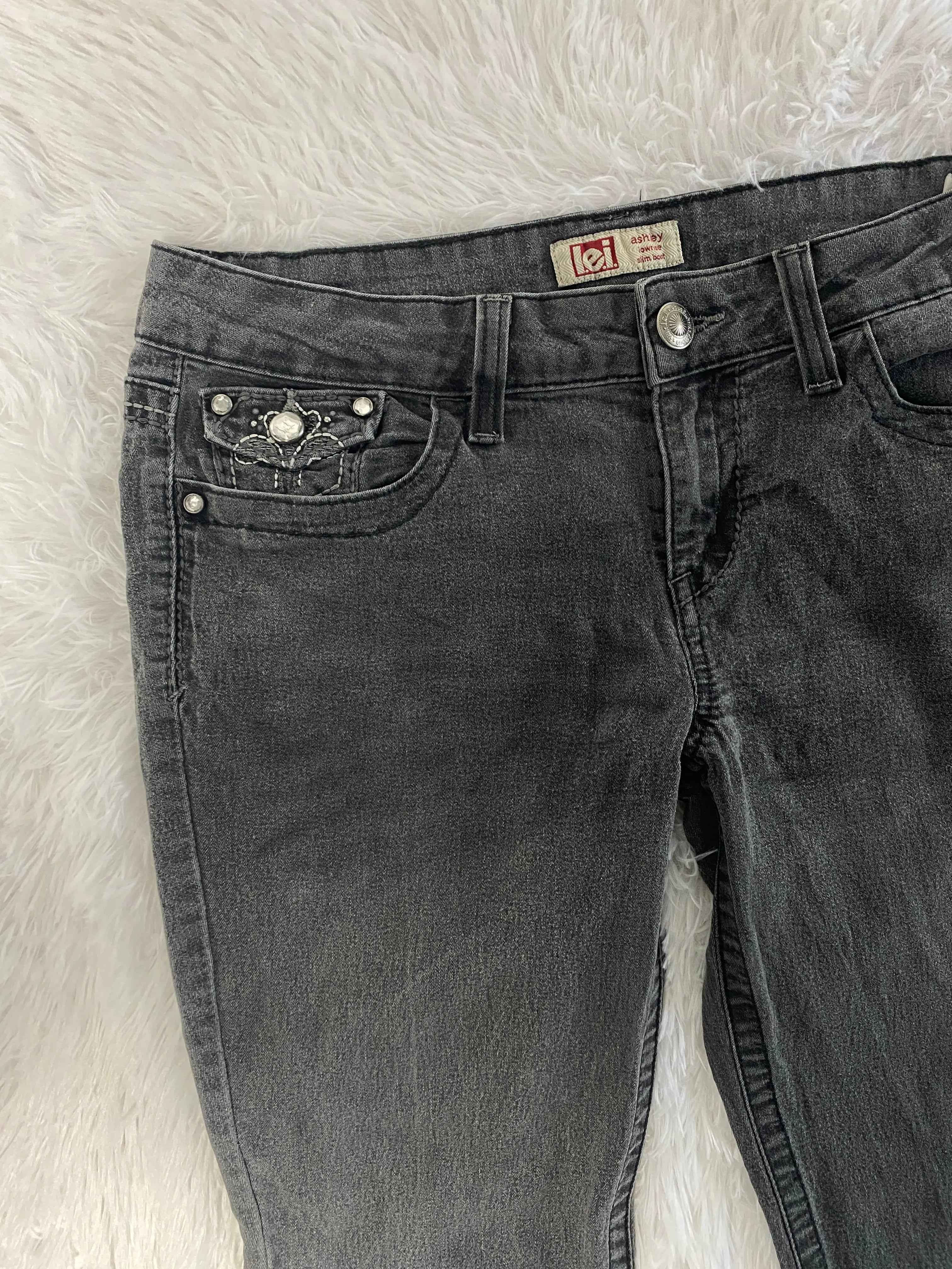 Embroidered Y2K Flared Denim Jeans (Grösse-M)