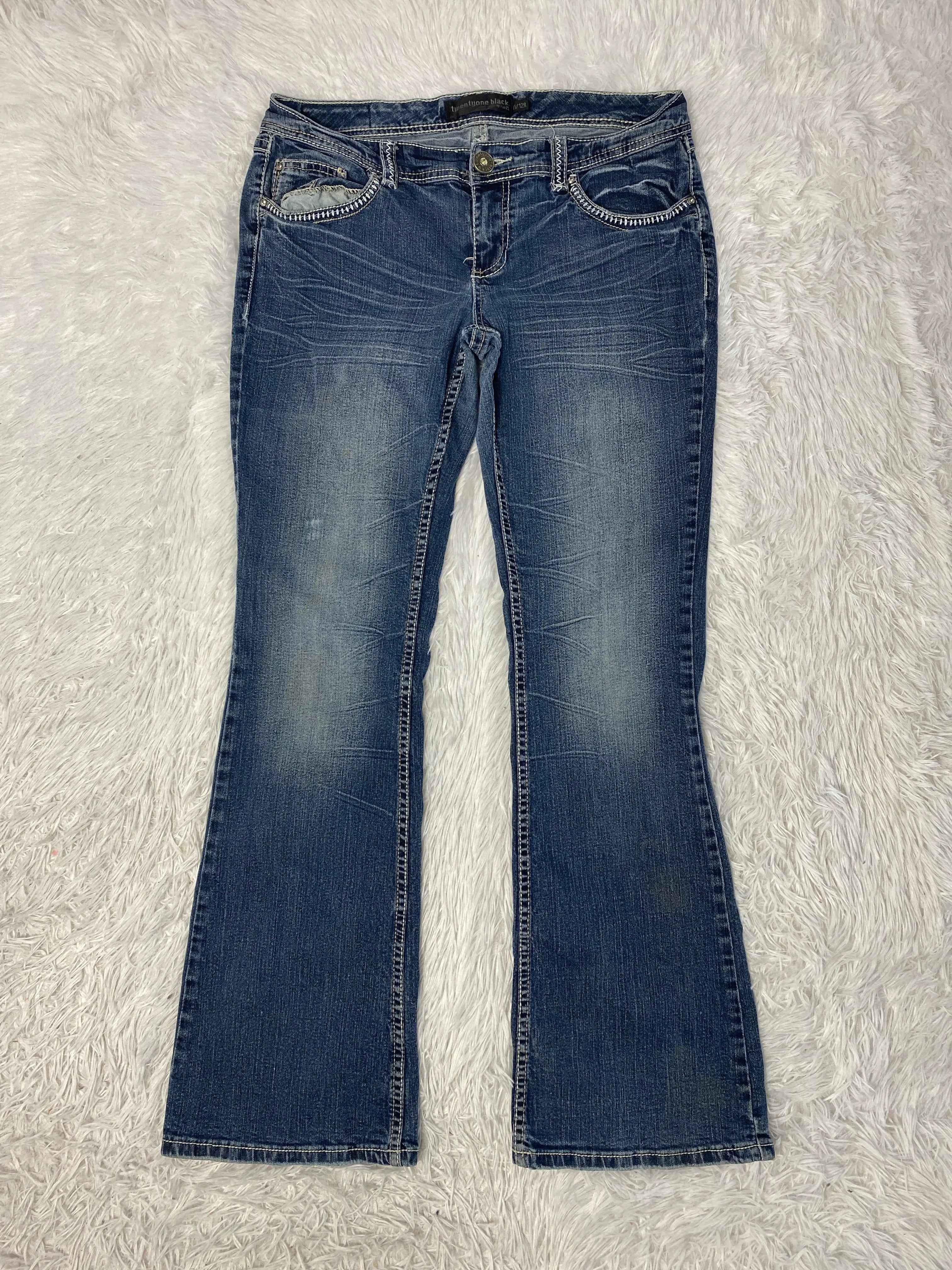 Twentyone black Embroidered Y2K Flared Denim Jeans (Grösse-L)