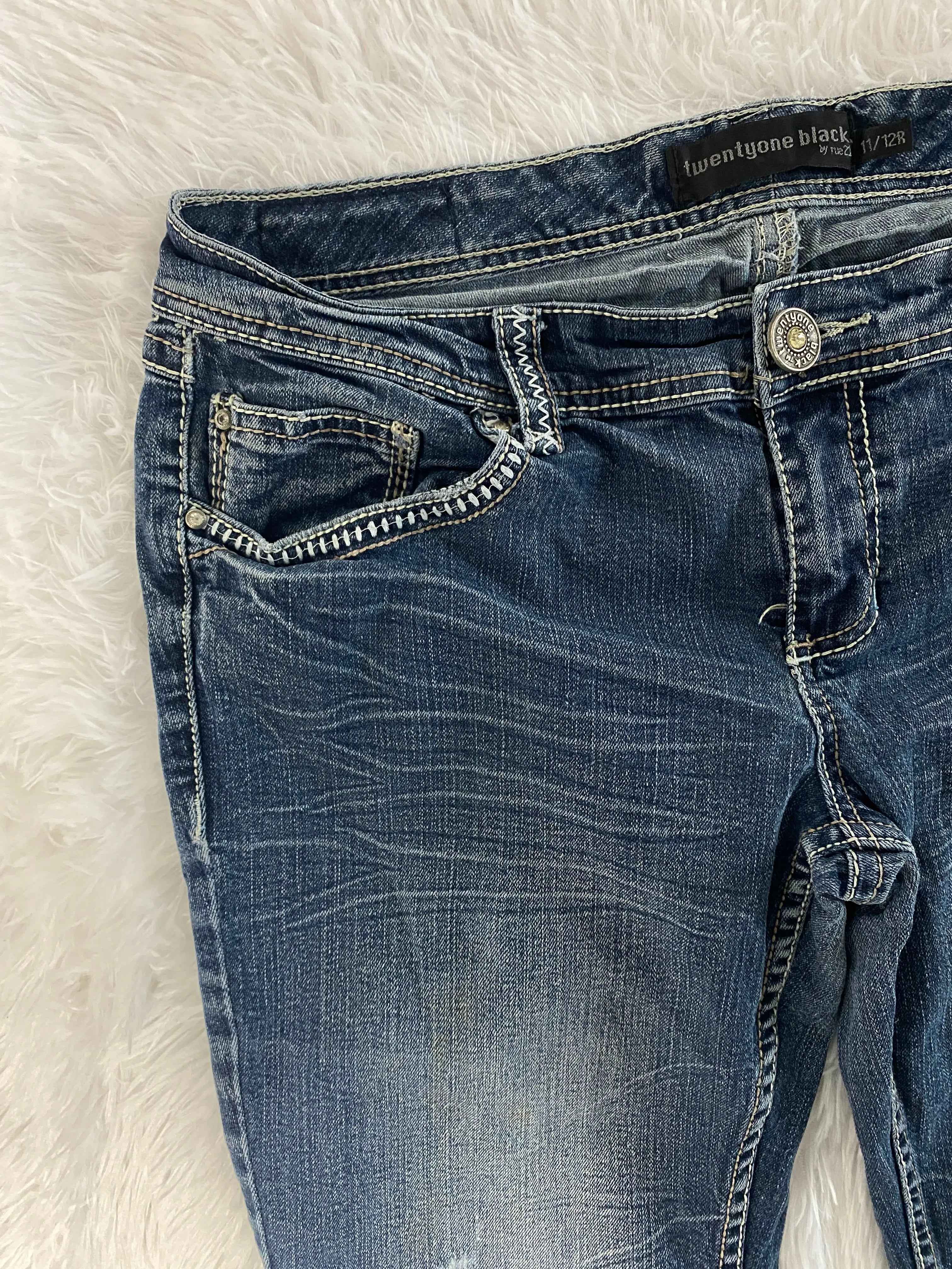 Twentyone black Embroidered Y2K Flared Denim Jeans (Grösse-L)