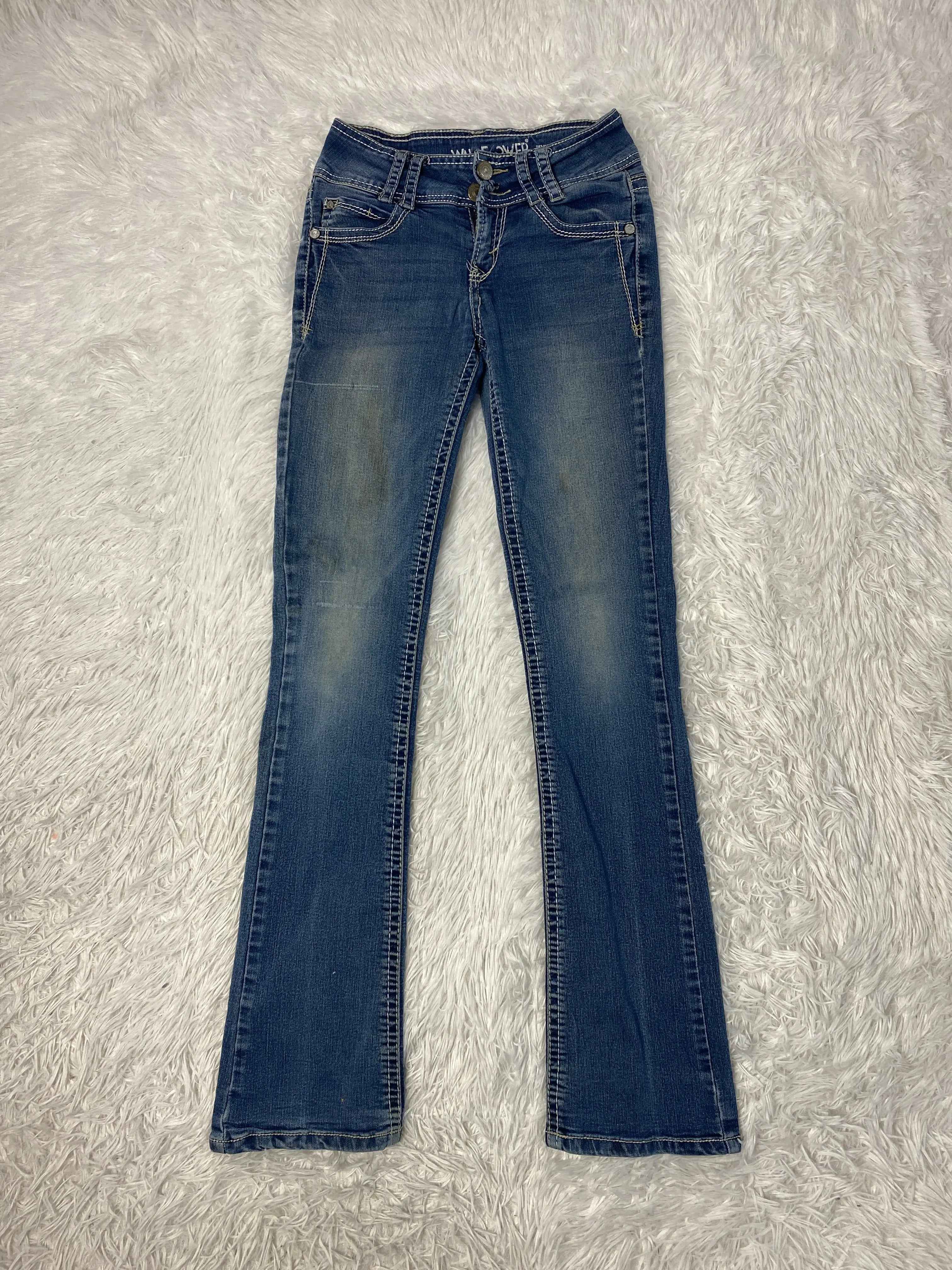 Wallflower Embroidered Y2K Flared Denim Jeans (Grösse-XXS)