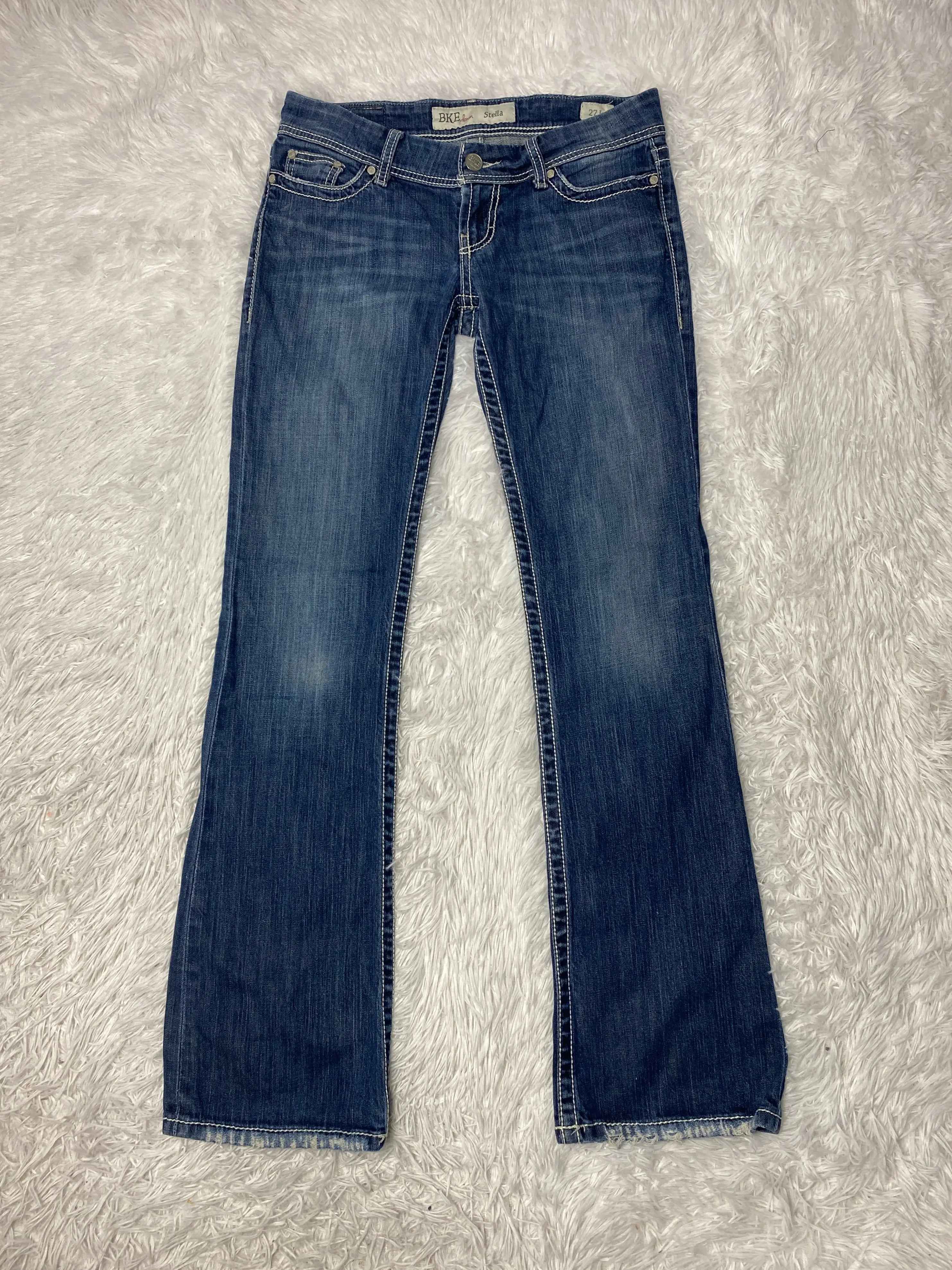 BKE Embroidered Y2K Flared Denim Jeans (Grösse-M)
