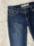 BKE Embroidered Y2K Flared Denim Jeans (Grösse-M)