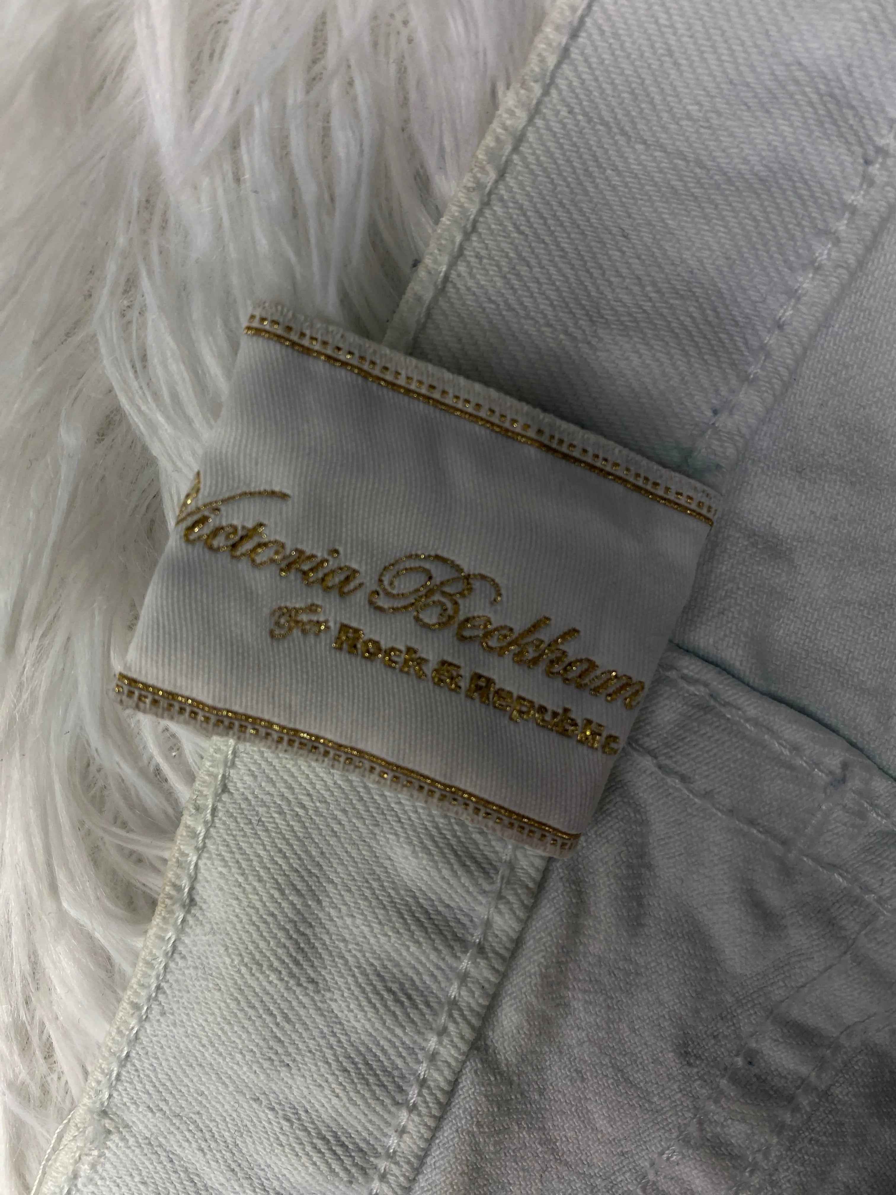 Victoria Beckham Embroidered Y2K Flared Denim Jeans (Grösse-M)