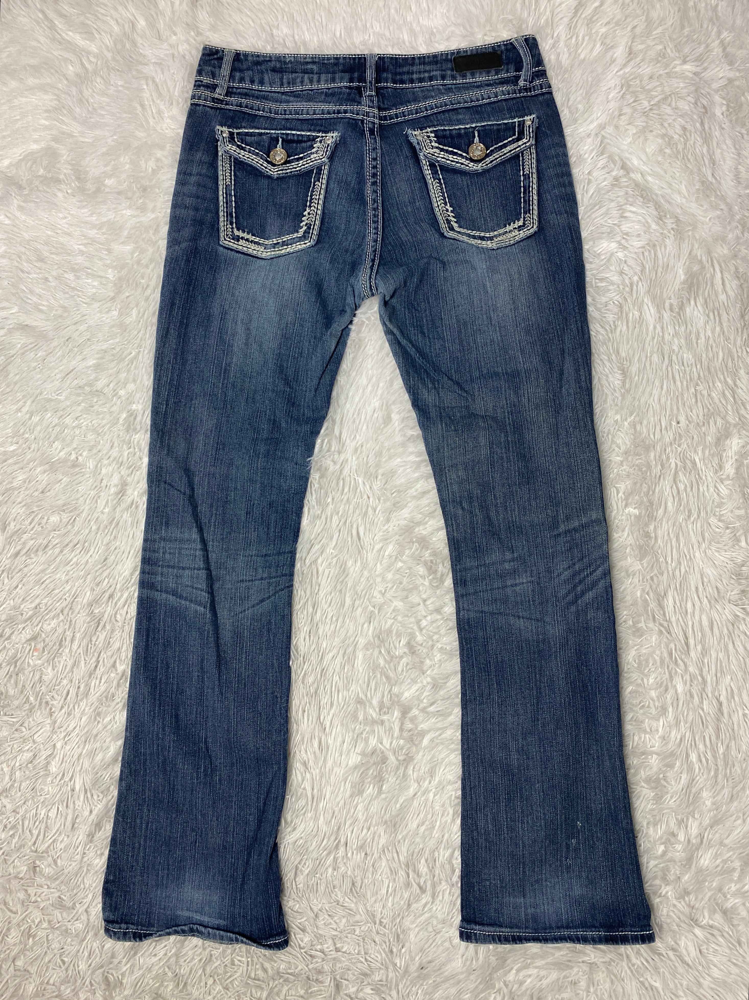 Daytrip Embroidered Y2K Flared Denim Jeans (Grösse-XL)