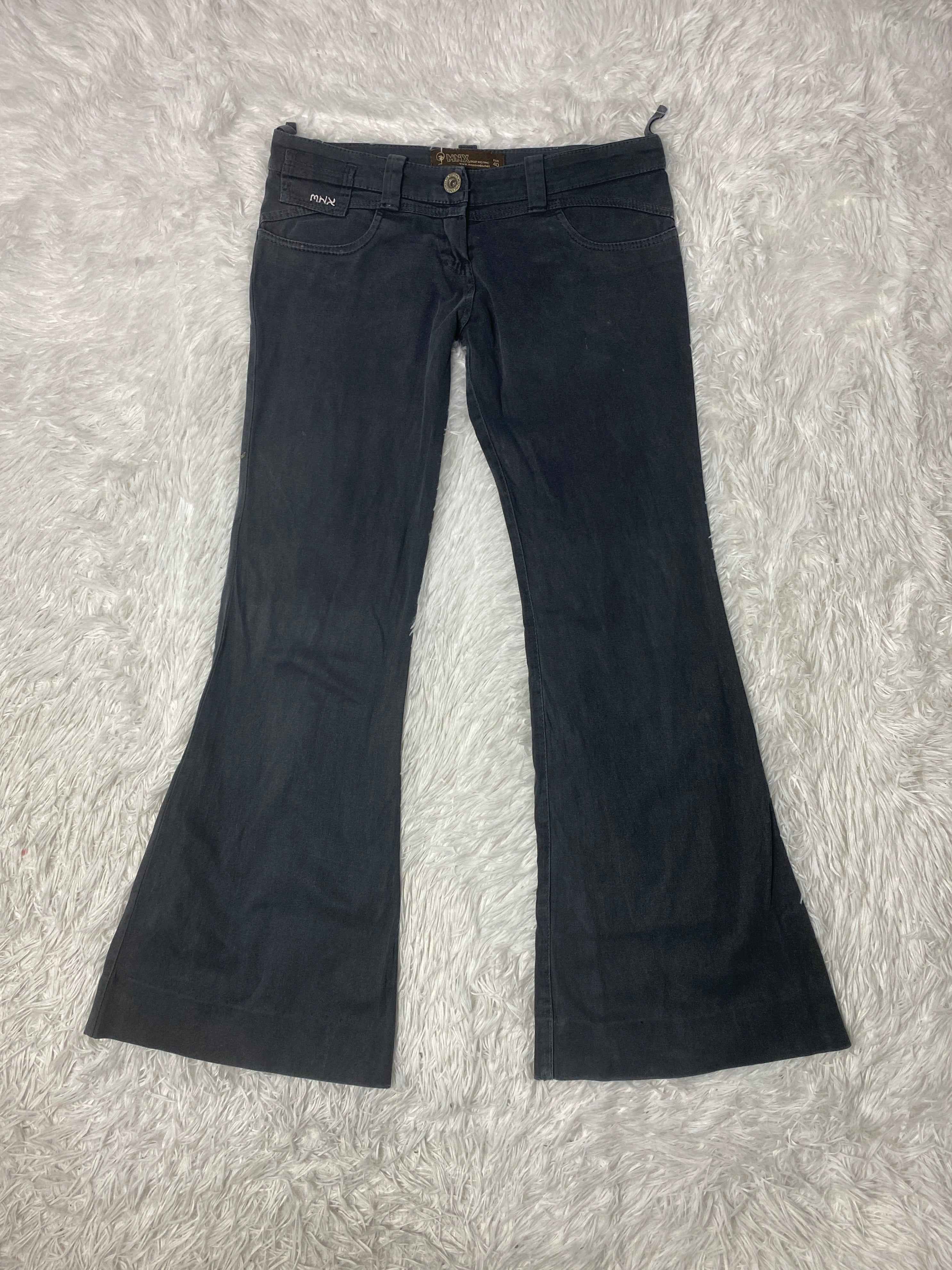 MNX Embroidered Y2K Flared Denim Jeans (Grösse-S)