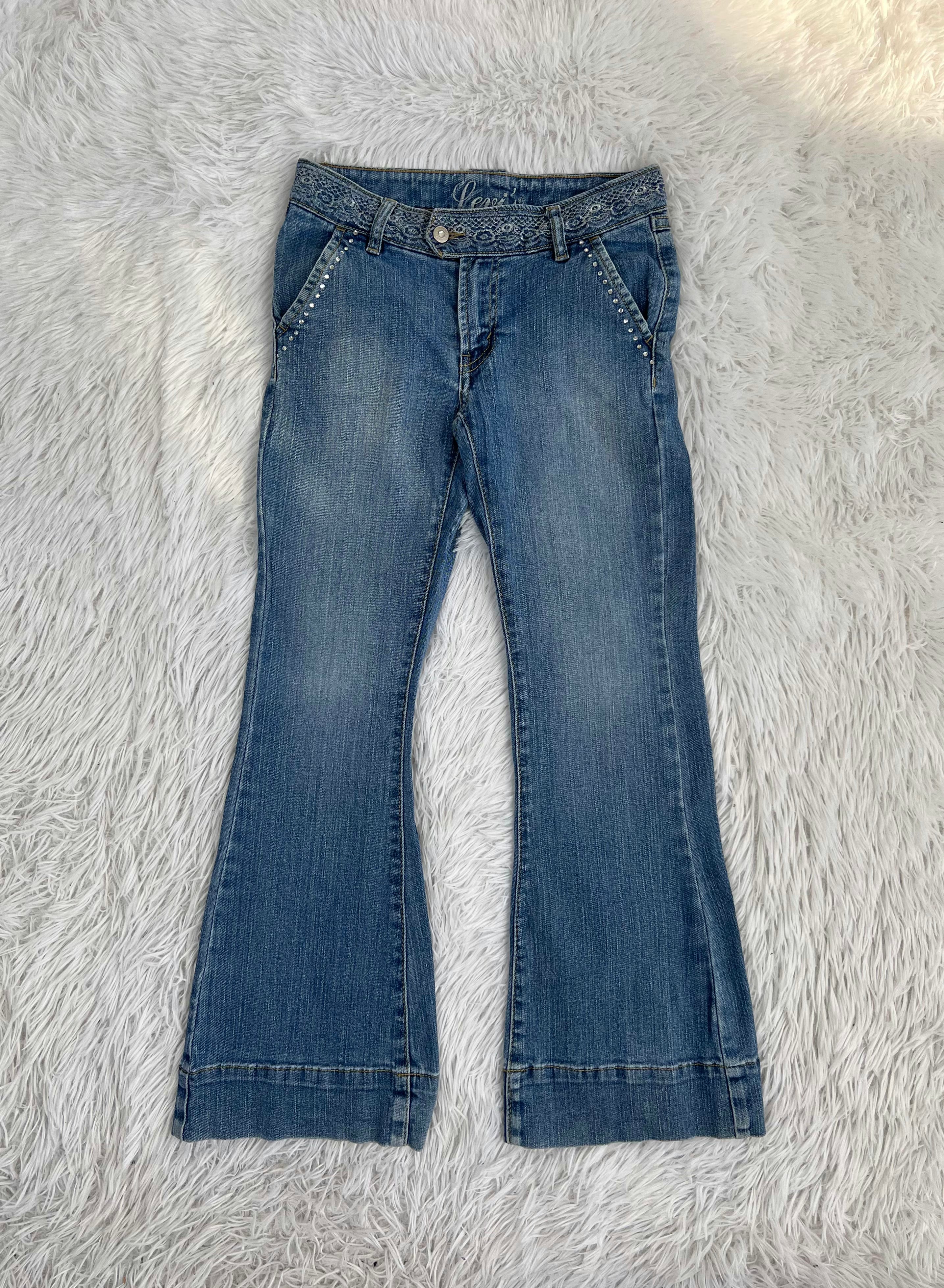 Levi‘s Vintage low waist flared jeans (Größe XS Kurz)