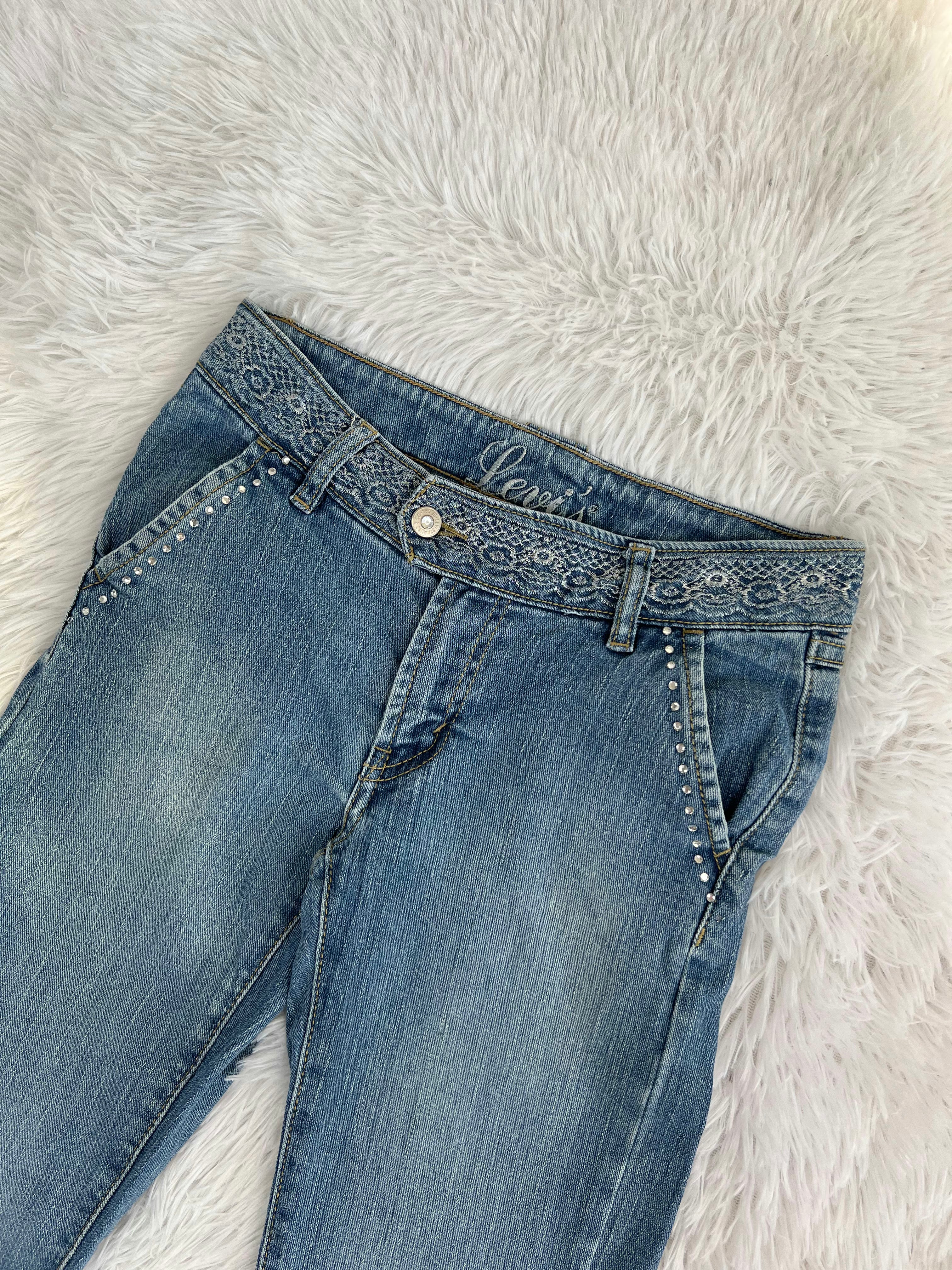 Levi‘s Vintage low waist flared jeans (Größe XS Kurz)