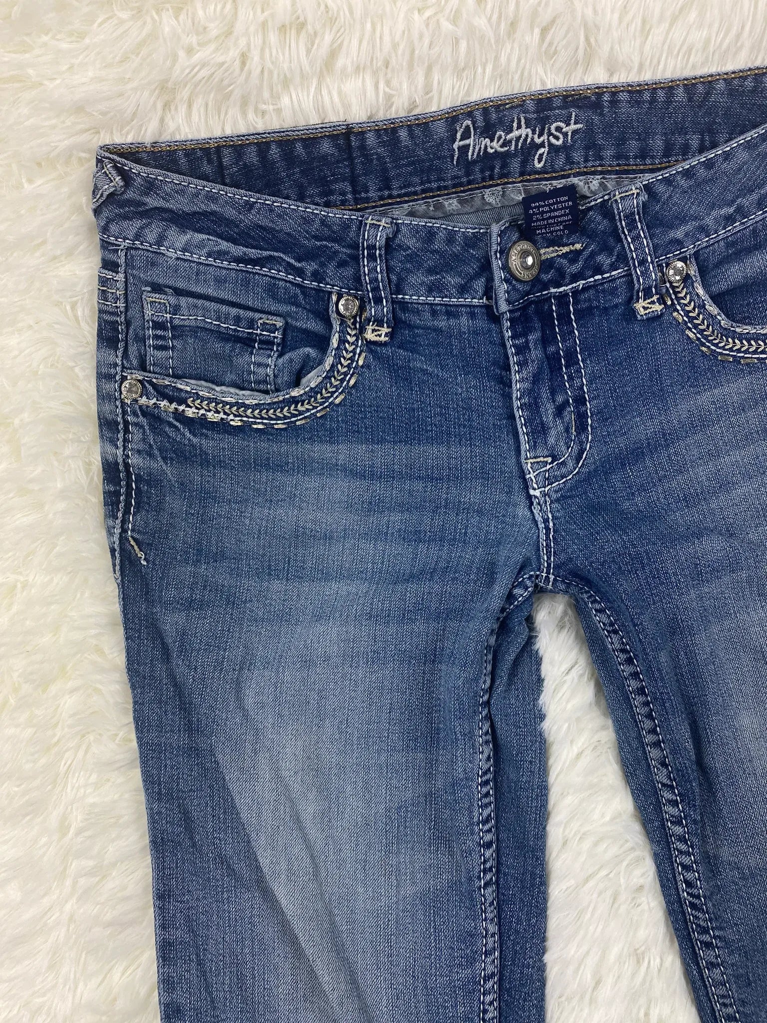 Amethys Vintage Jeans Größe S – Detailansicht 5