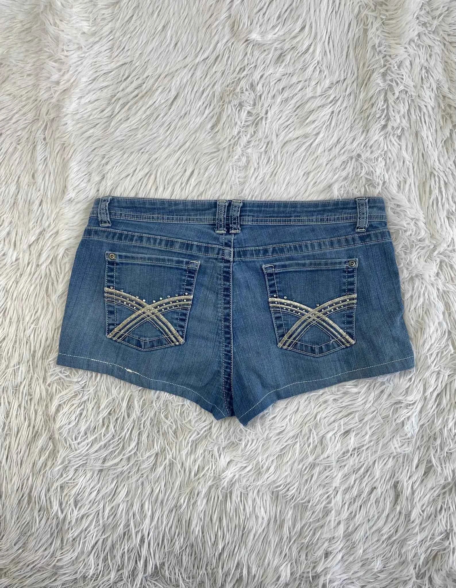 Apt low waist [L]