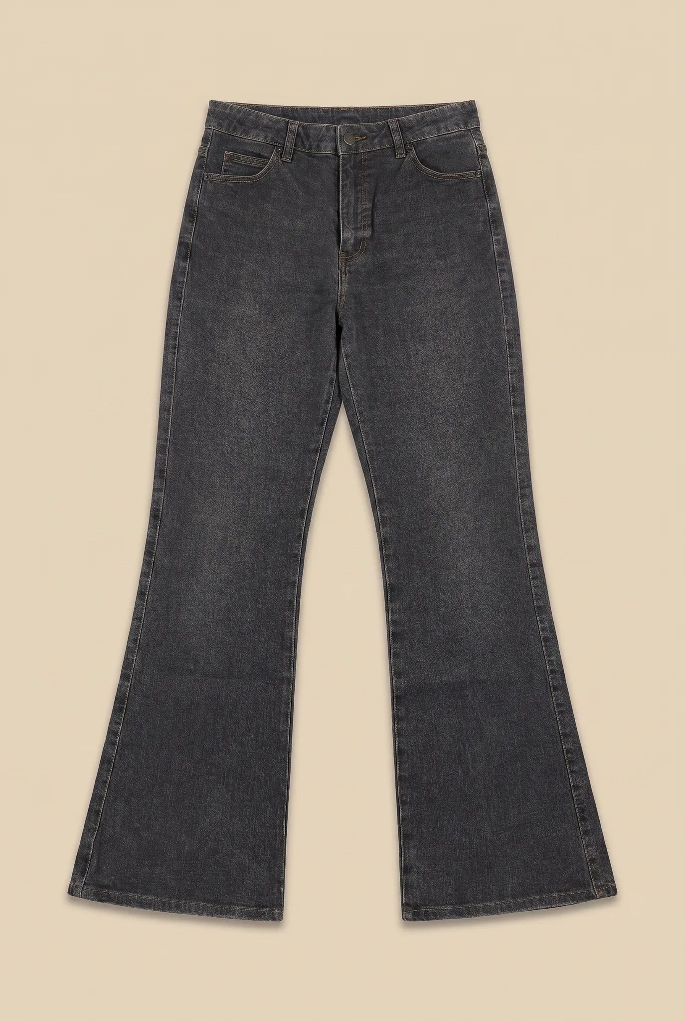 basic Vintage Jeans Größe S – Detailansicht 2
