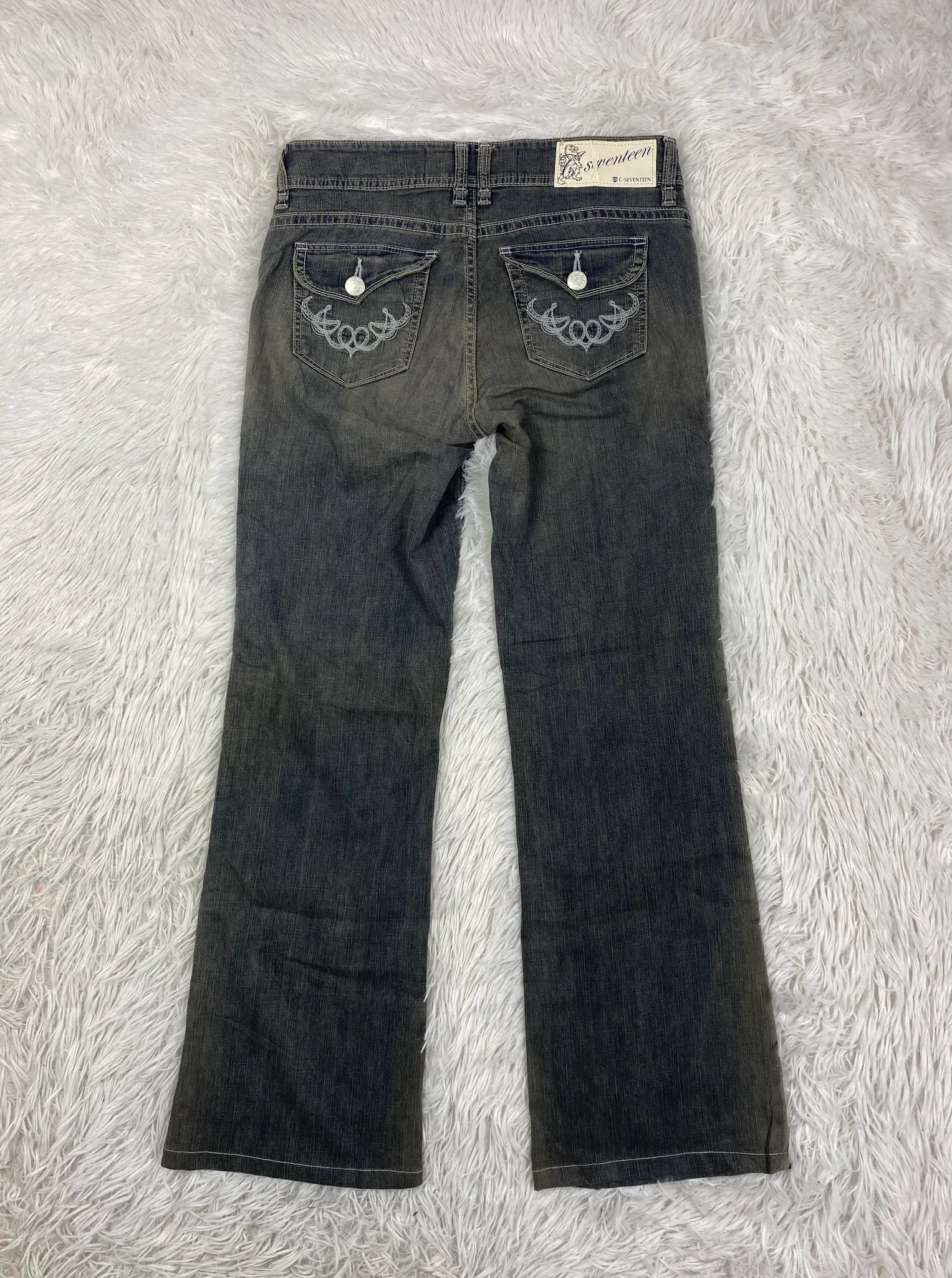 cseventeen Vintage Jeans Größe M – Detailansicht 2