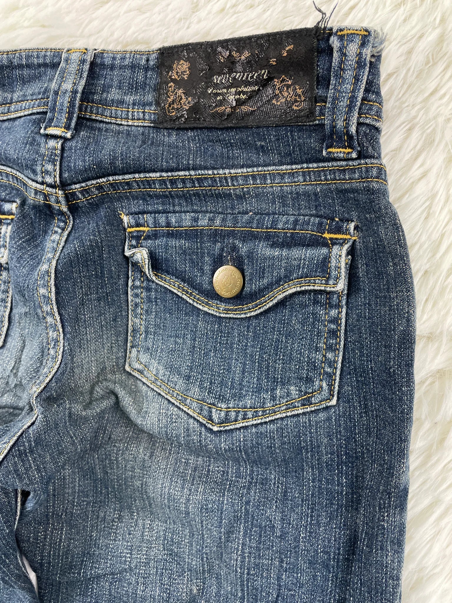 cseventeen Vintage Jeans Größe XS – Detailansicht 5