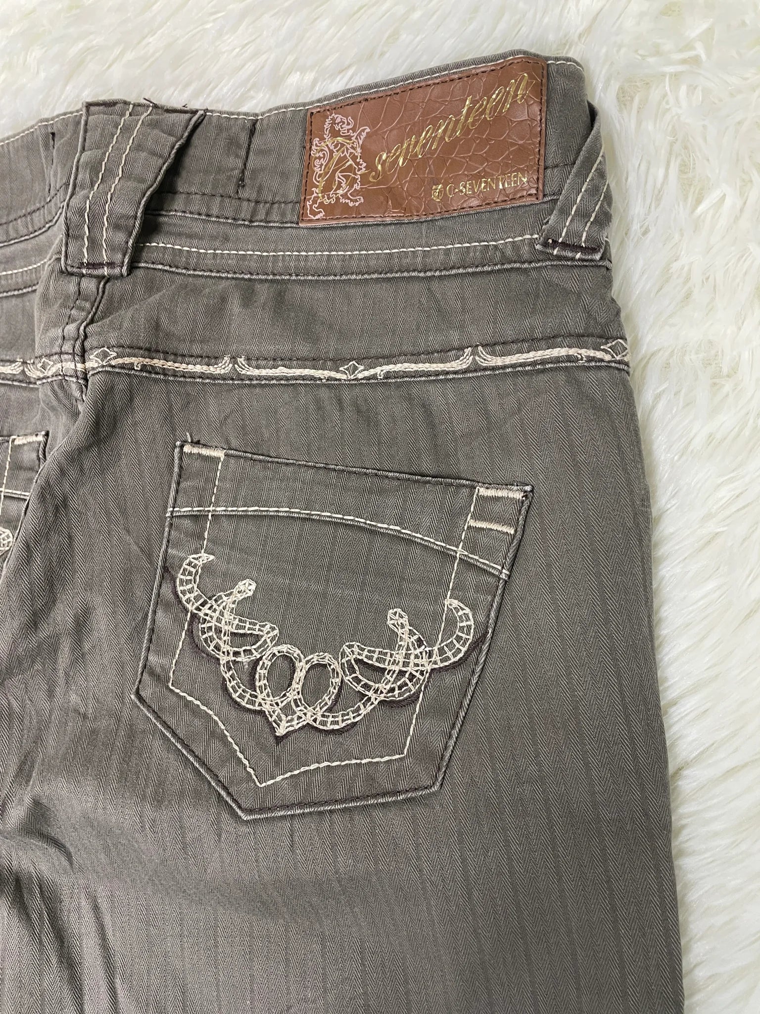cseventeen Vintage Jeans Größe XS – Detailansicht 5
