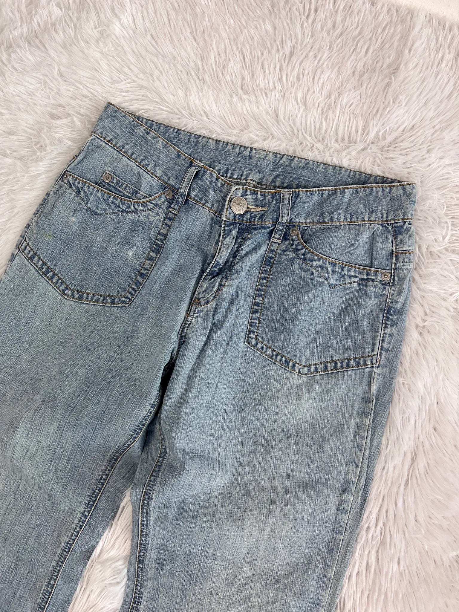enraciné Vintage Jeans Größe S – Detailansicht 3