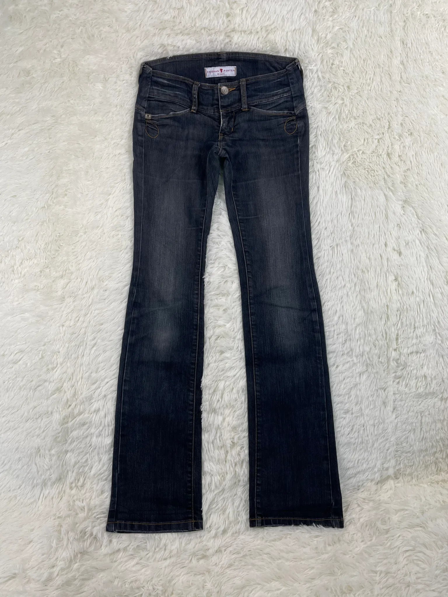 Free Man Porter Vintage Jeans Größe S – Detailansicht 2