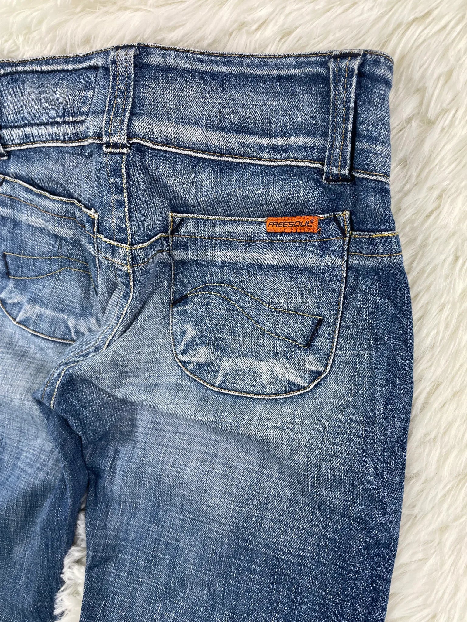 freesoul Vintage Jeans Größe XS – Detailansicht 5