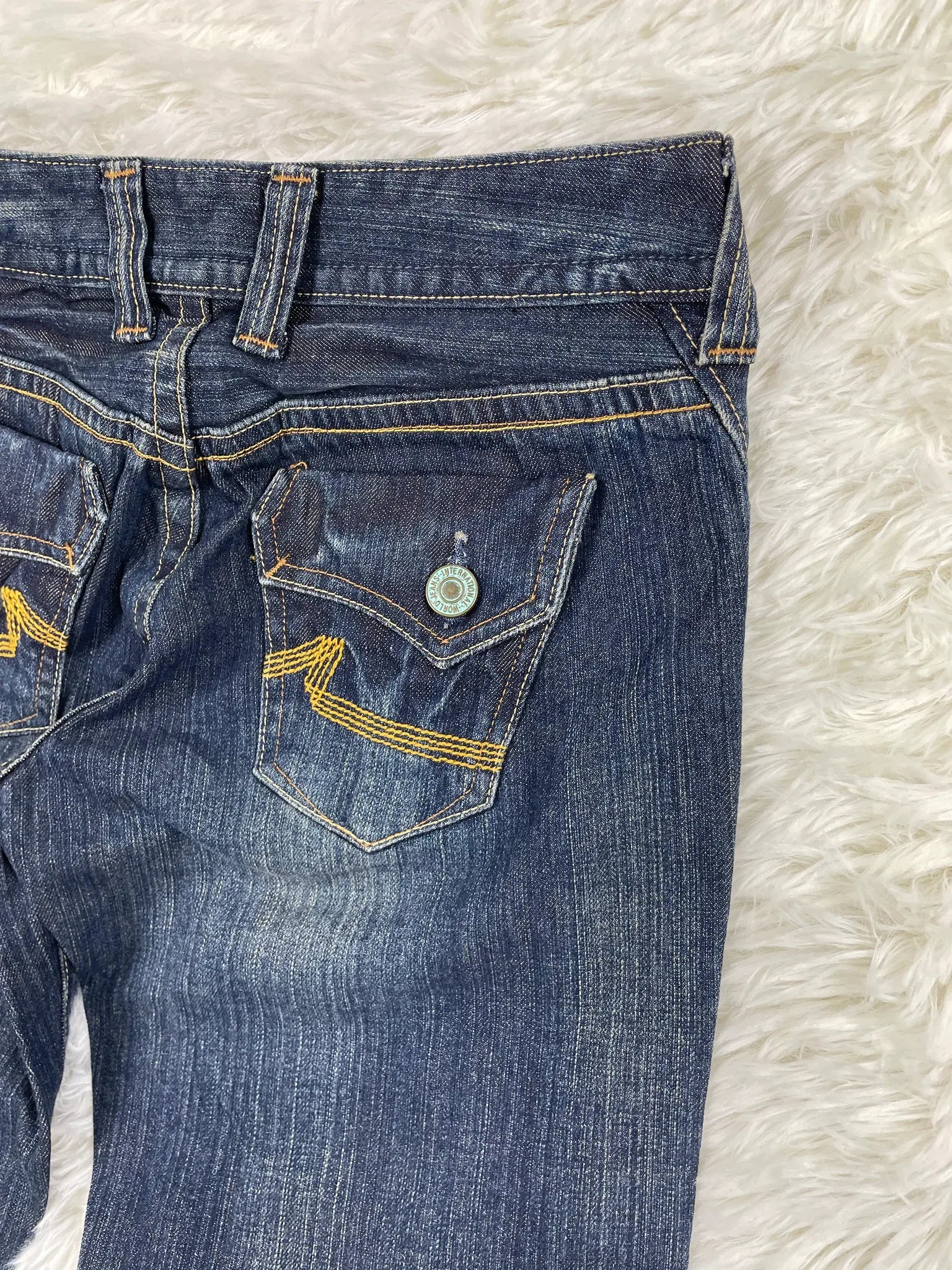Georgia Love Vintage Jeans Größe S – Detailansicht 5