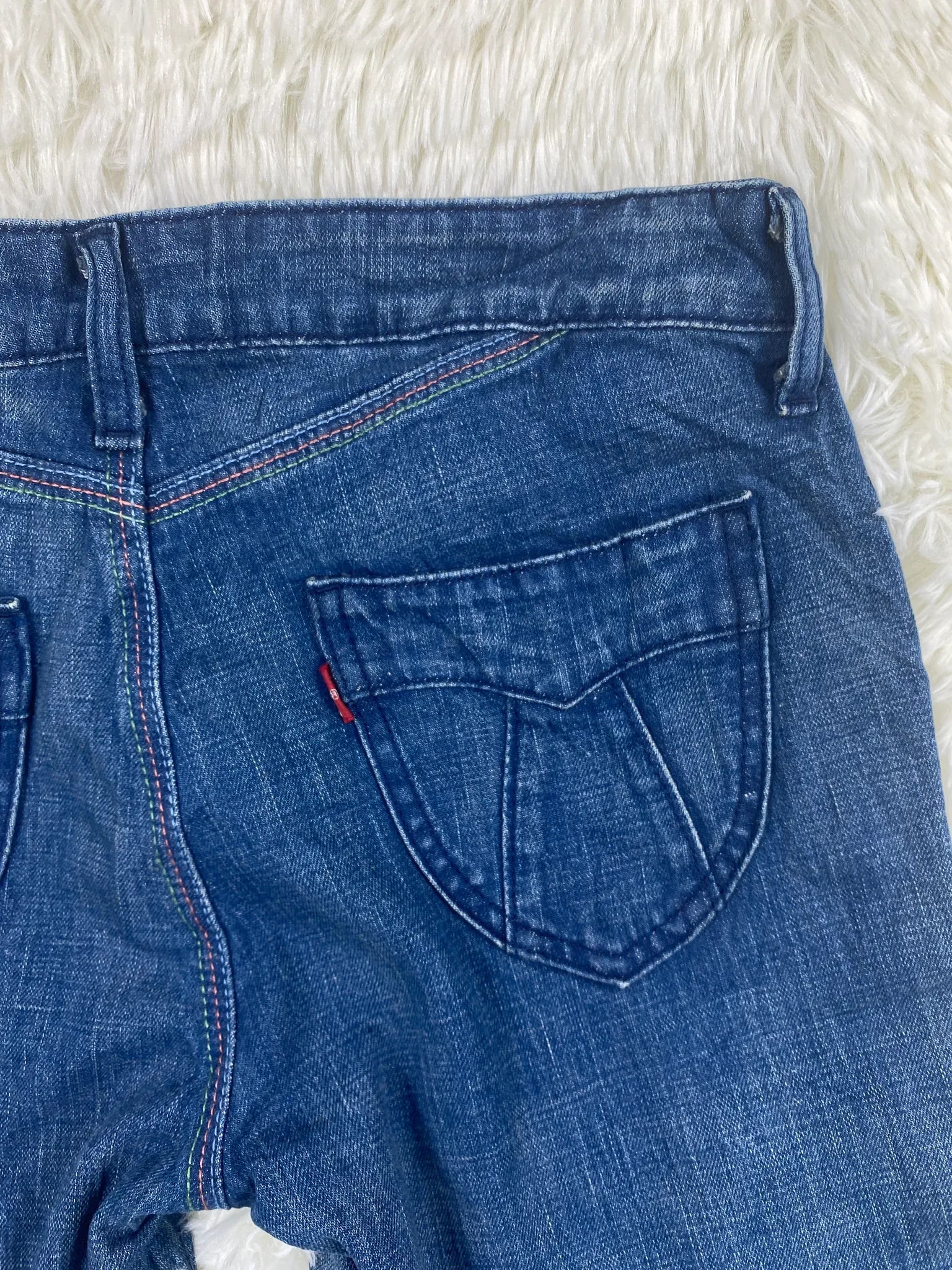 Levi‘s Vintage Jeans Größe XS – Detailansicht 4