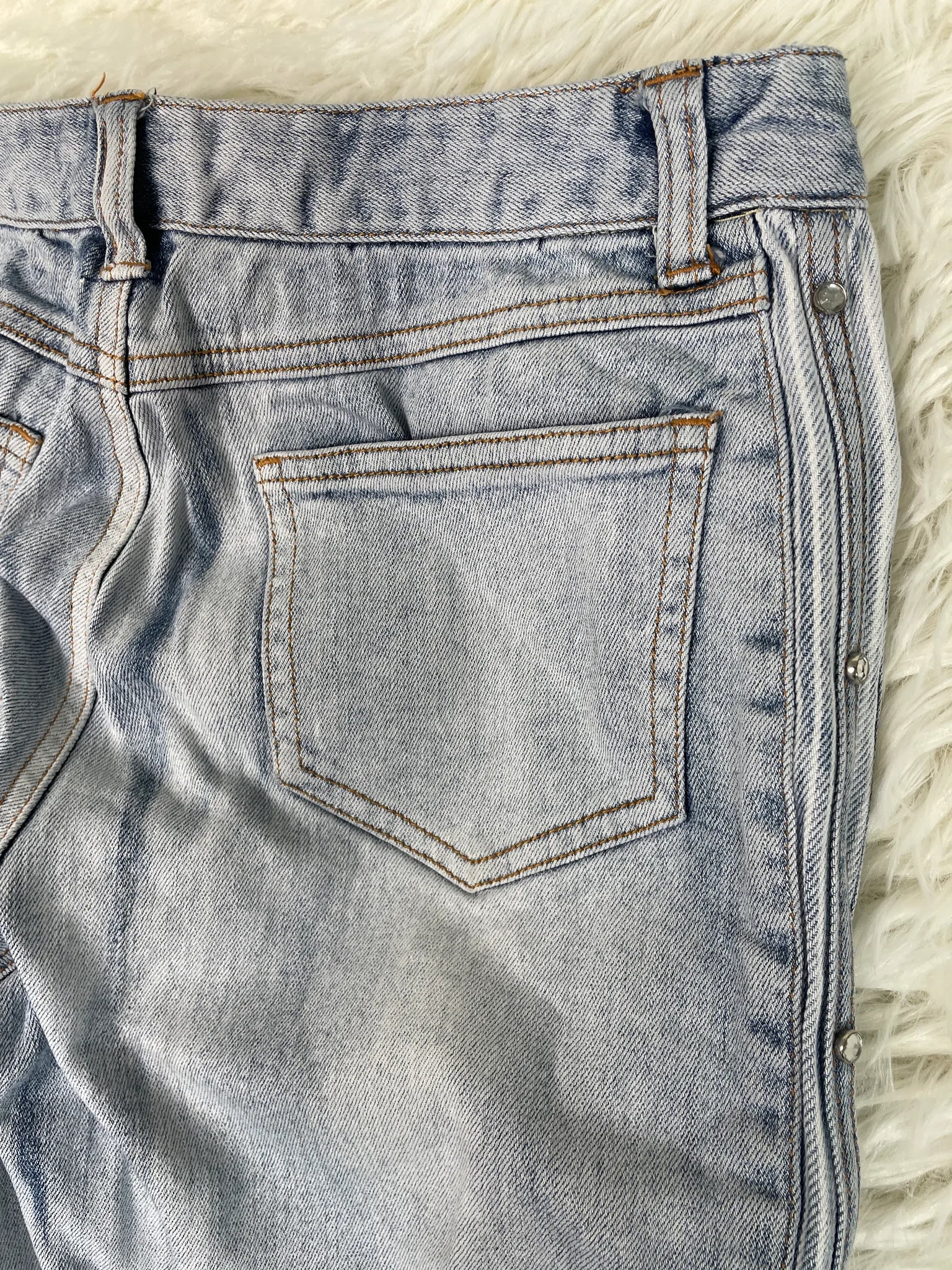 light wash Vintage Jeans Größe XS – Detailansicht 6