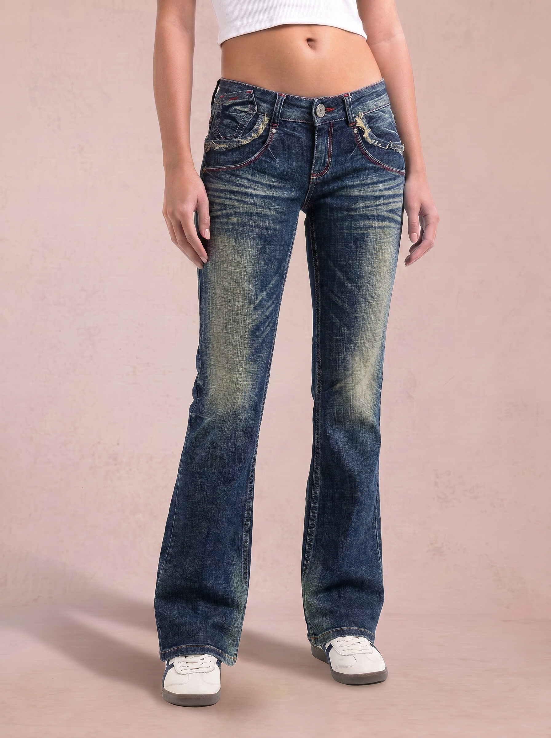 Red Pepper Vintage low waist flared jeans (Größe M)