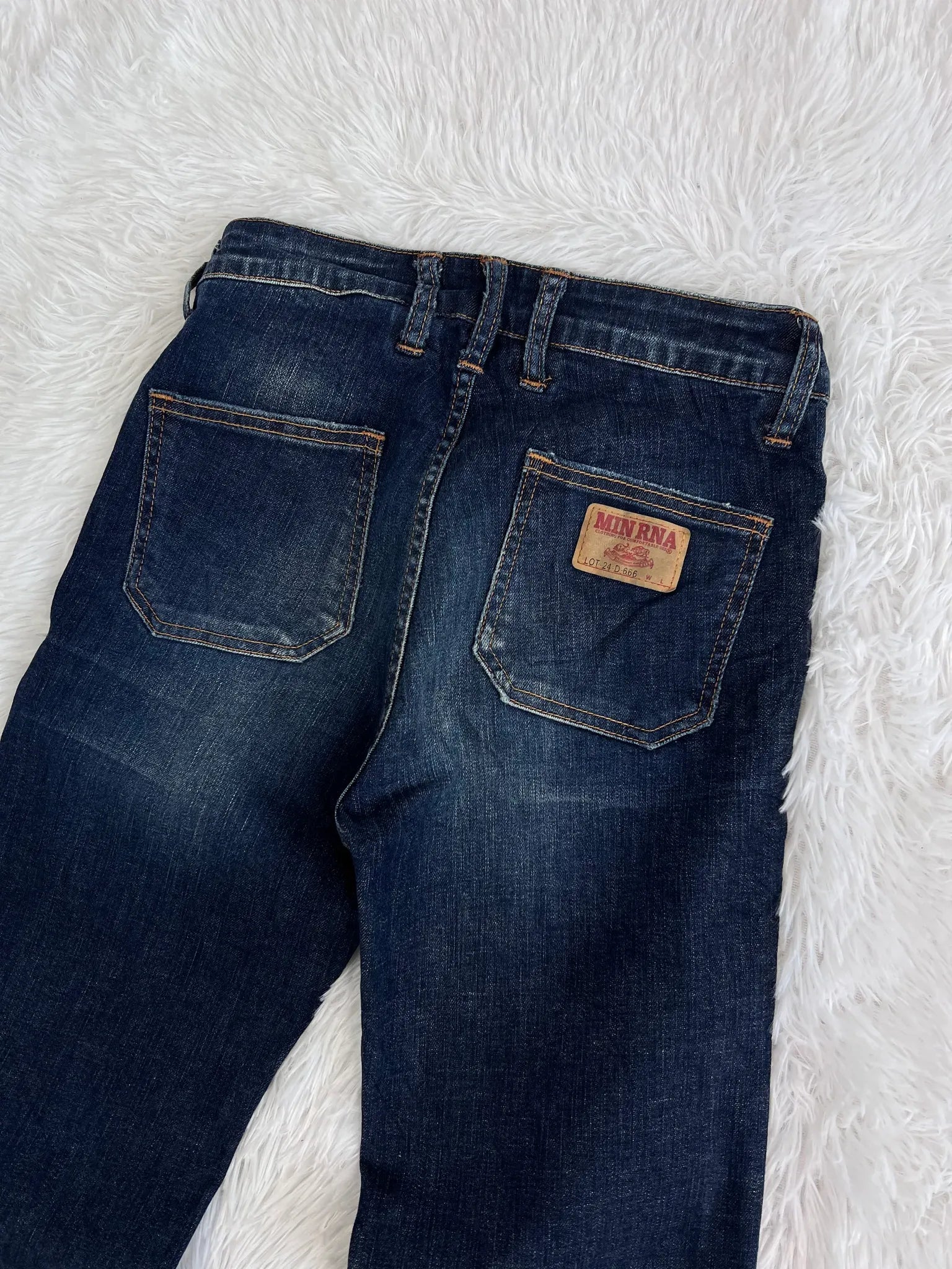 MIN RNA Vintage Jeans Größe XXS – Detailansicht 5