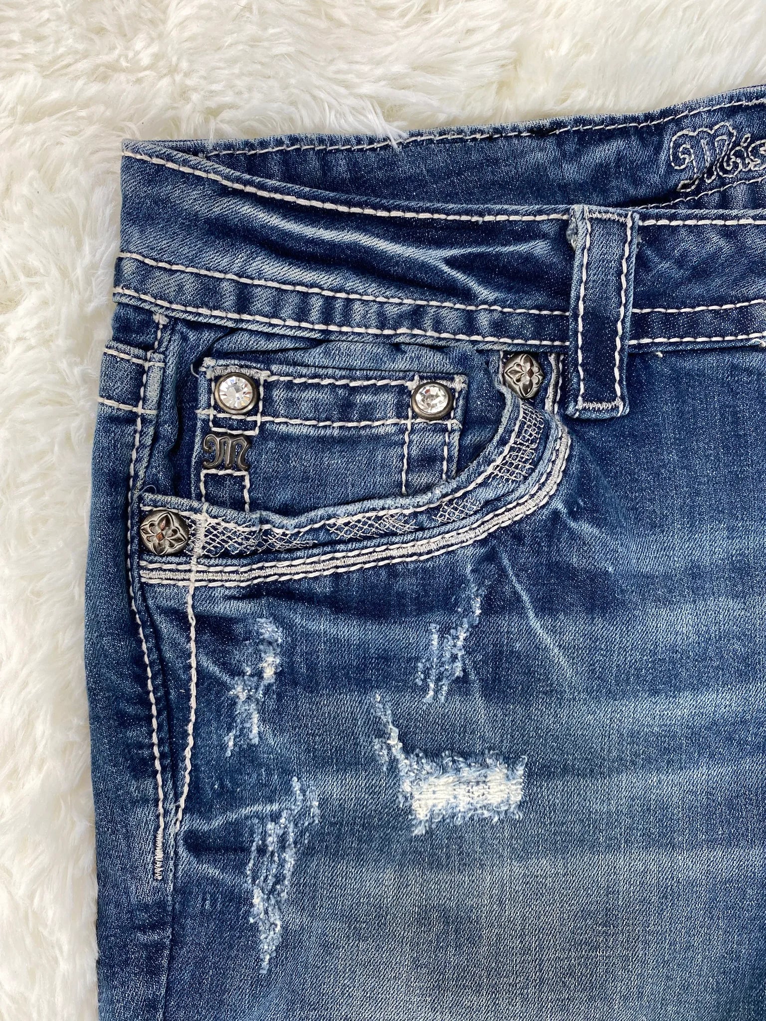 Miss Me Vintage Jeans Größe M – Detailansicht 5