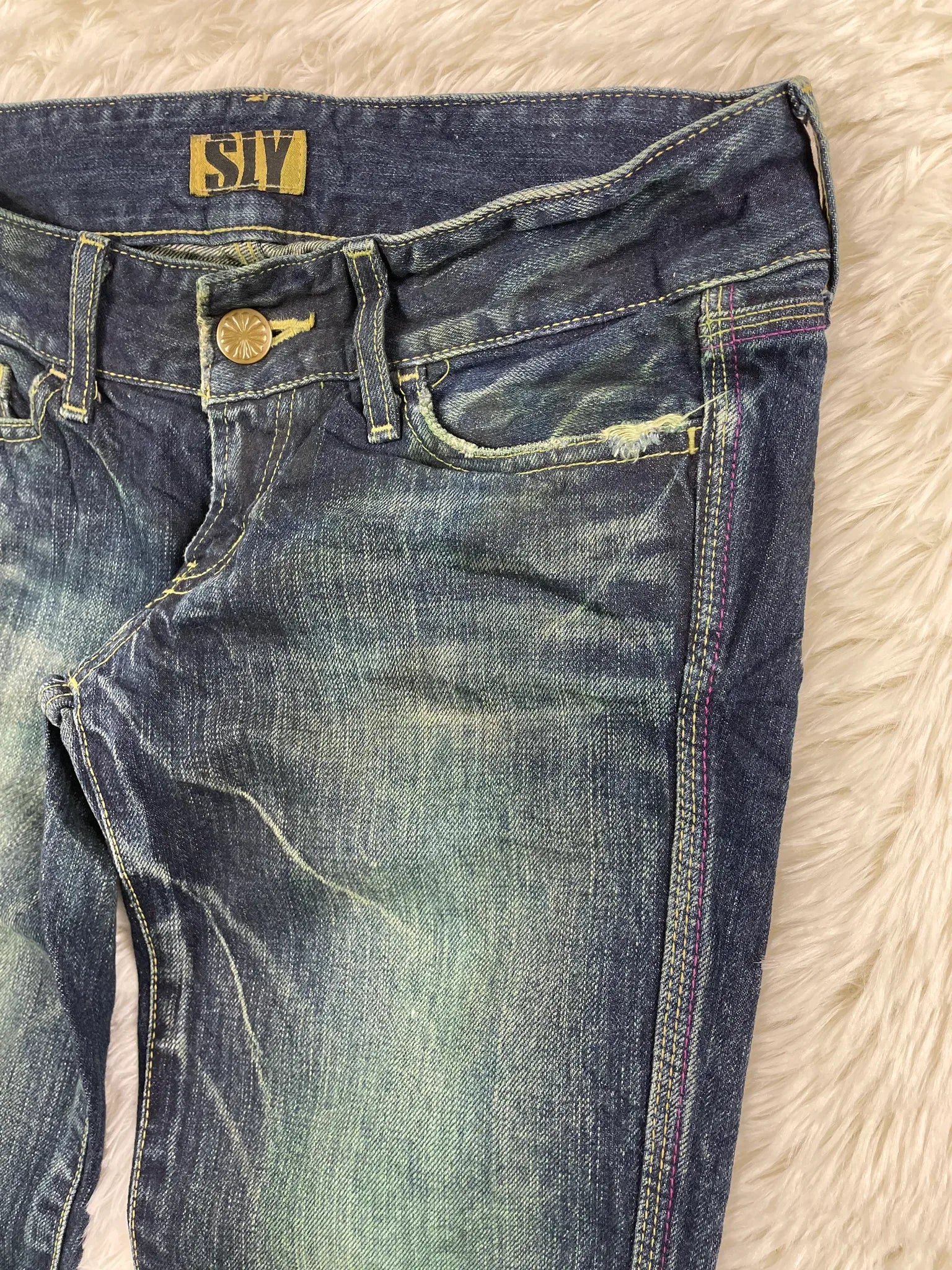 Sly Vintage Jeans Größe S – Detailansicht 3