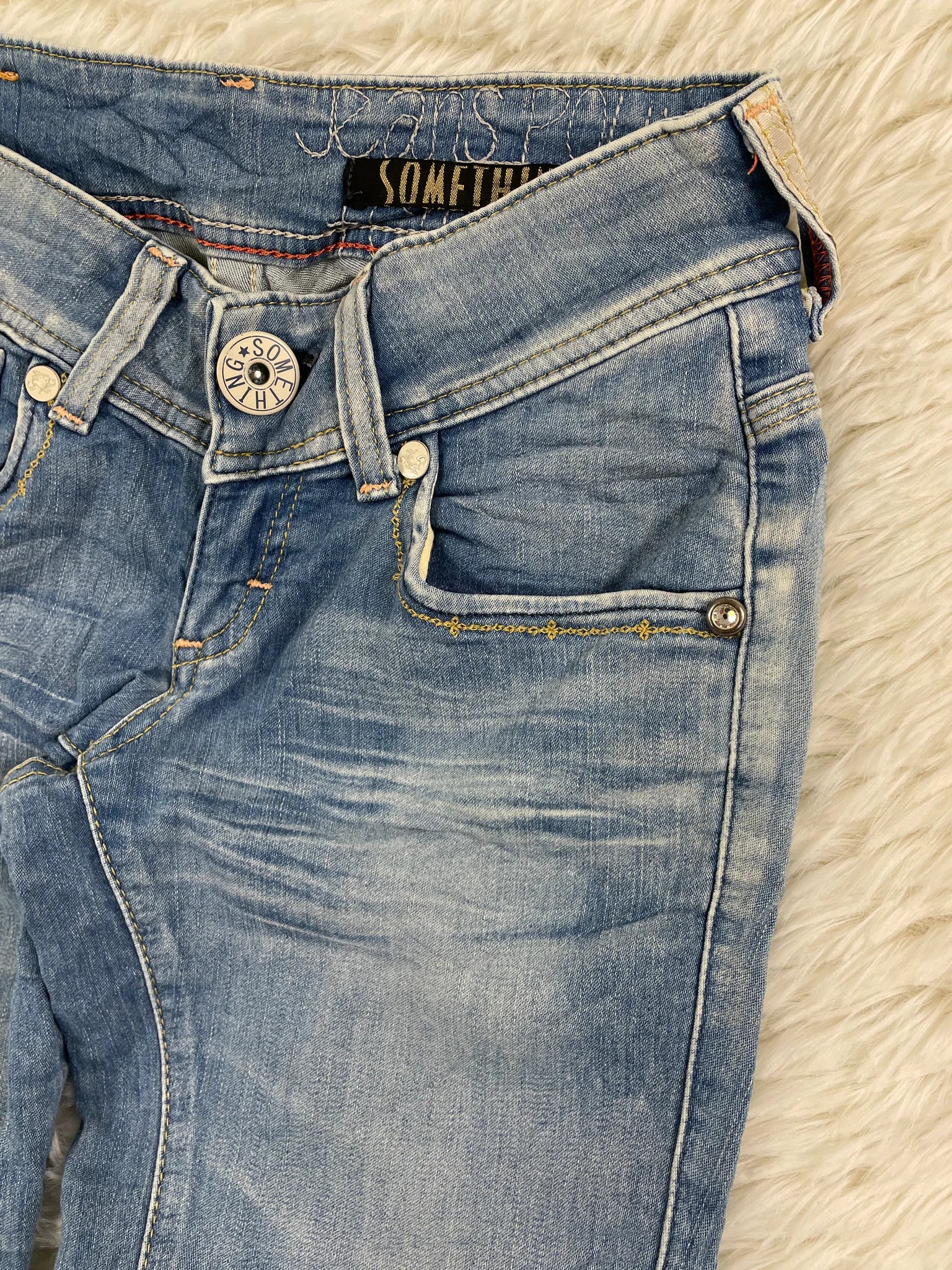 something Vintage Jeans Größe XXS – Detailansicht 5