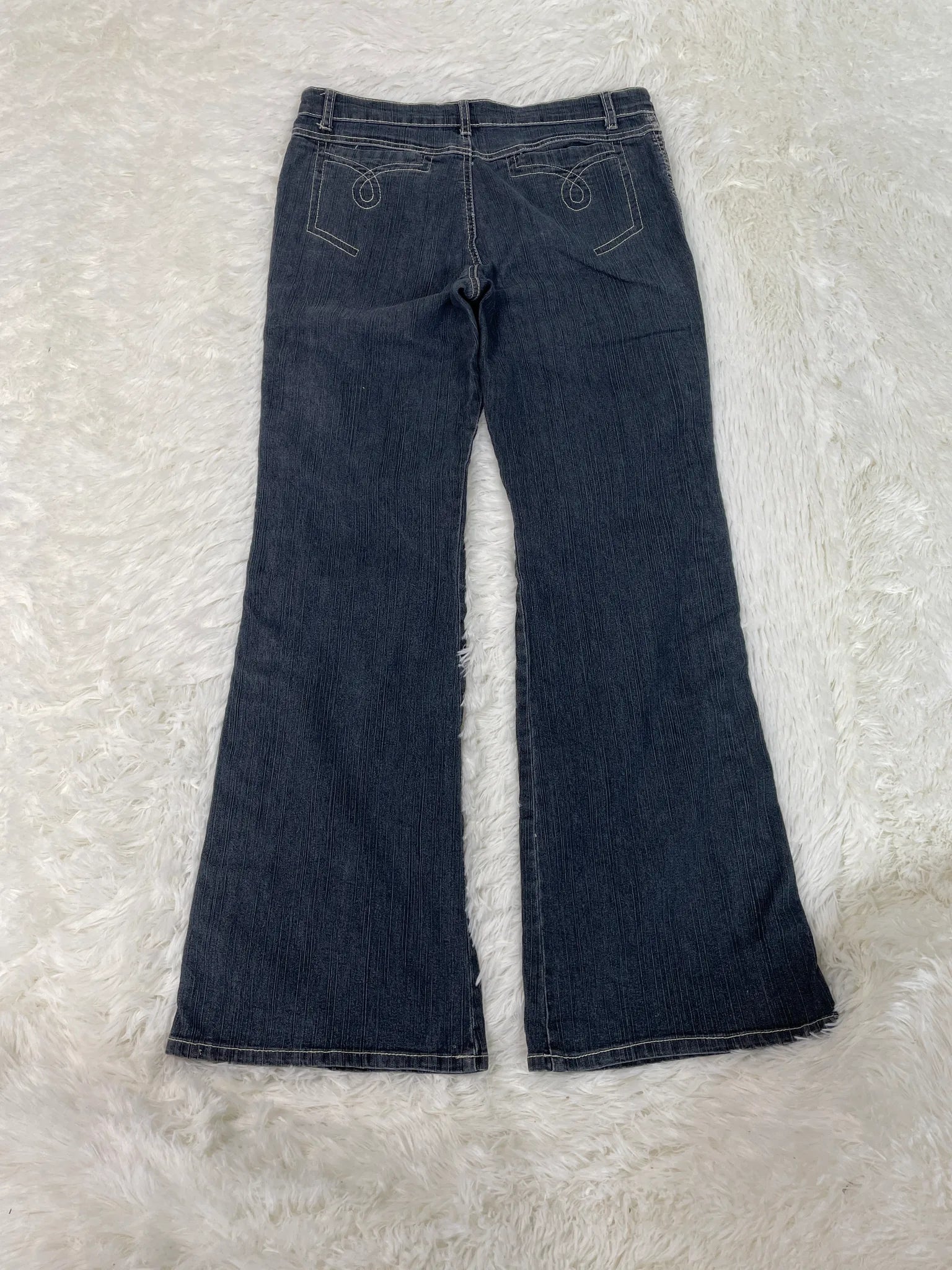 stitch Vintage Jeans Größe S – Detailansicht 4