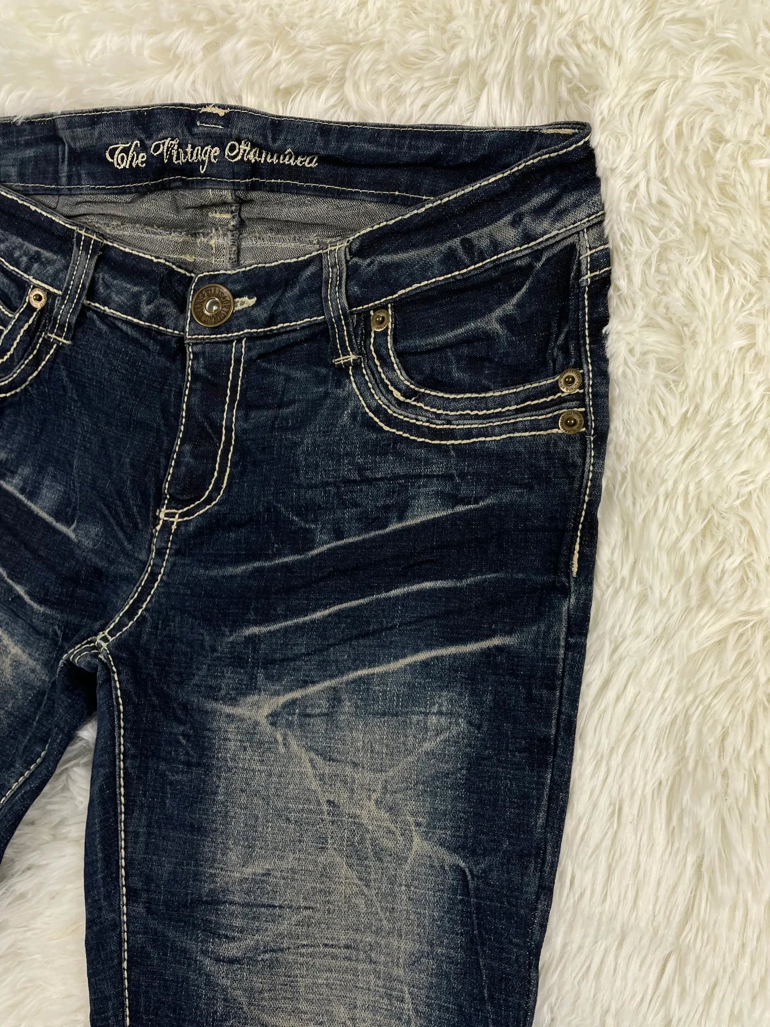 The Vintage Handed Vintage Jeans Größe M – Detailansicht 3