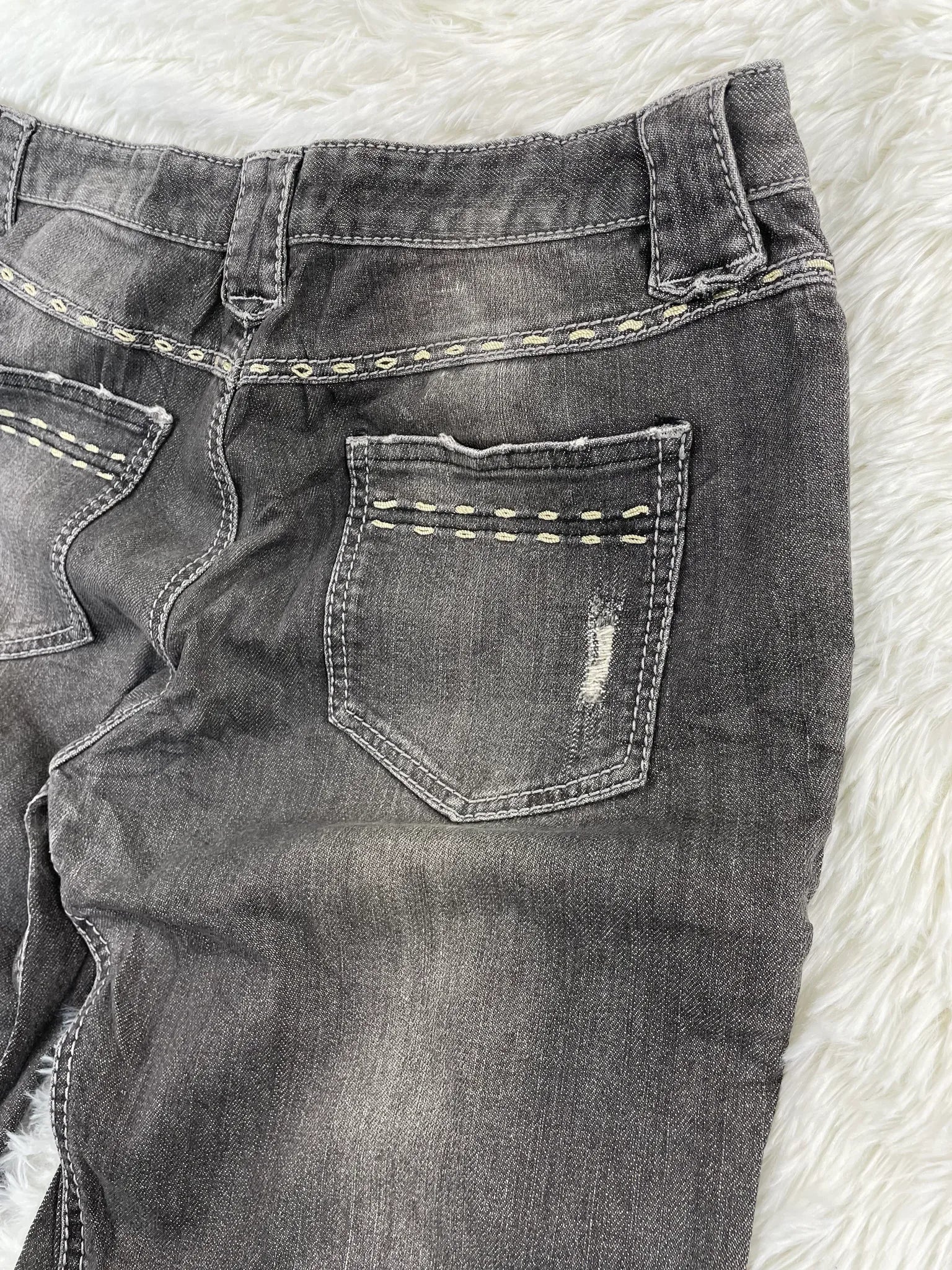 TR Vintage Jeans Größe M – Detailansicht 4