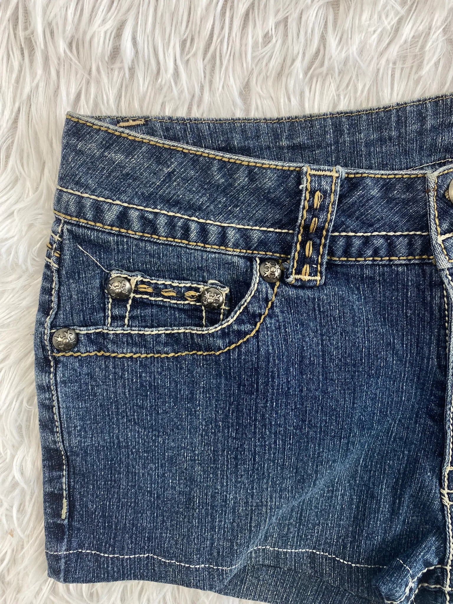 V.S.H Vintage Jeans Größe S – Detailansicht 5