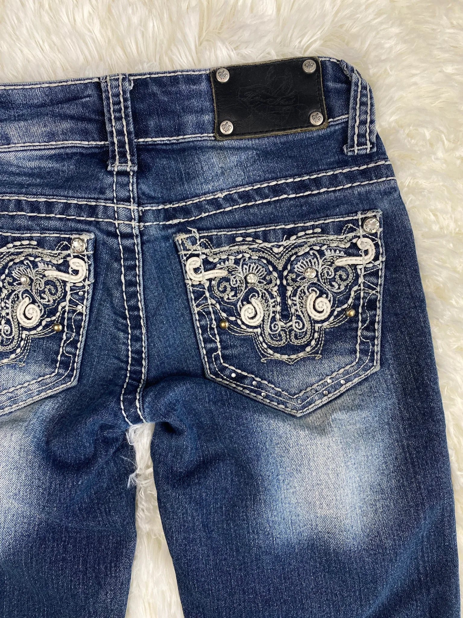 wired heart Vintage Jeans Größe XXXS – Detailansicht 3